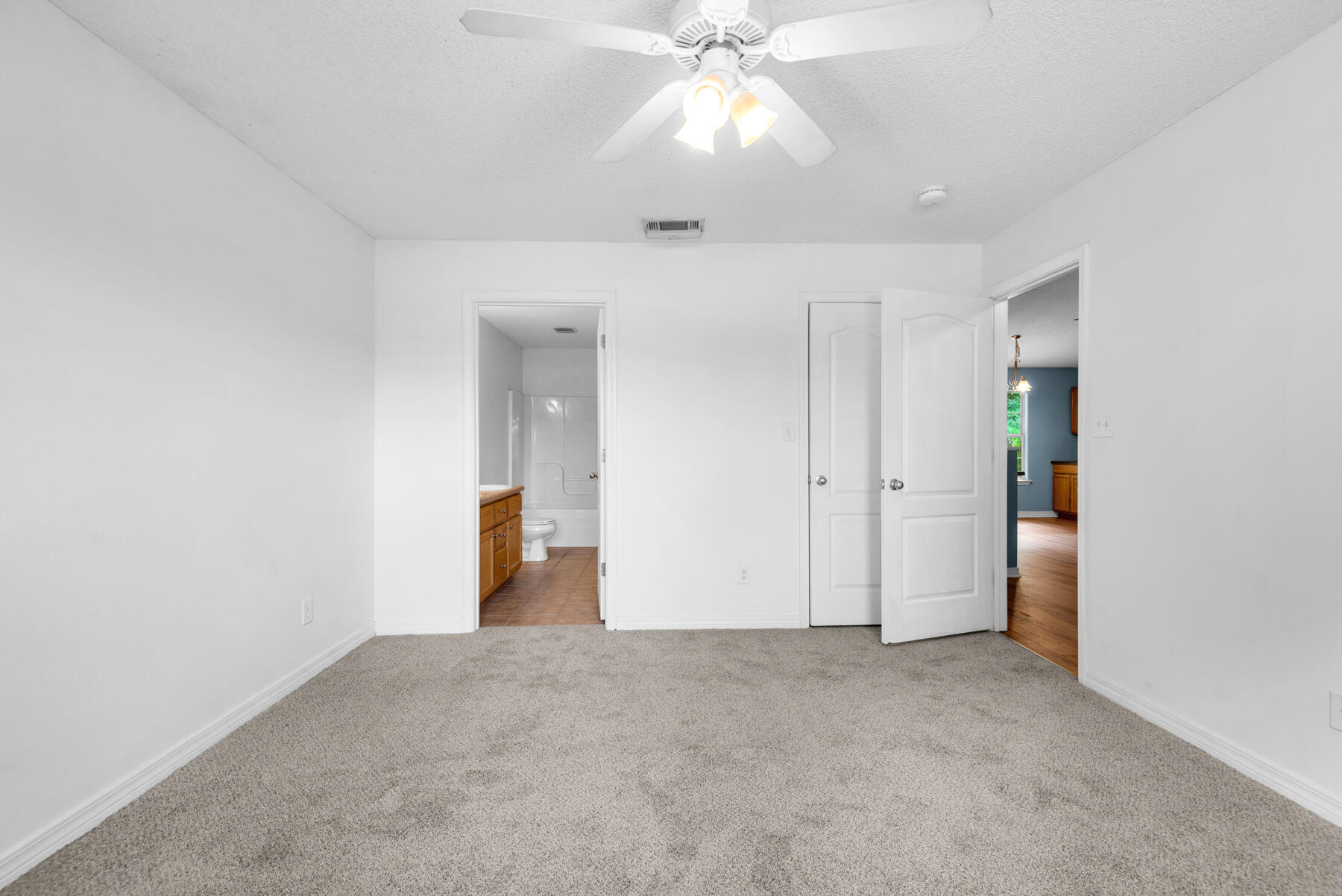 PLANTATION WOODS - Residential