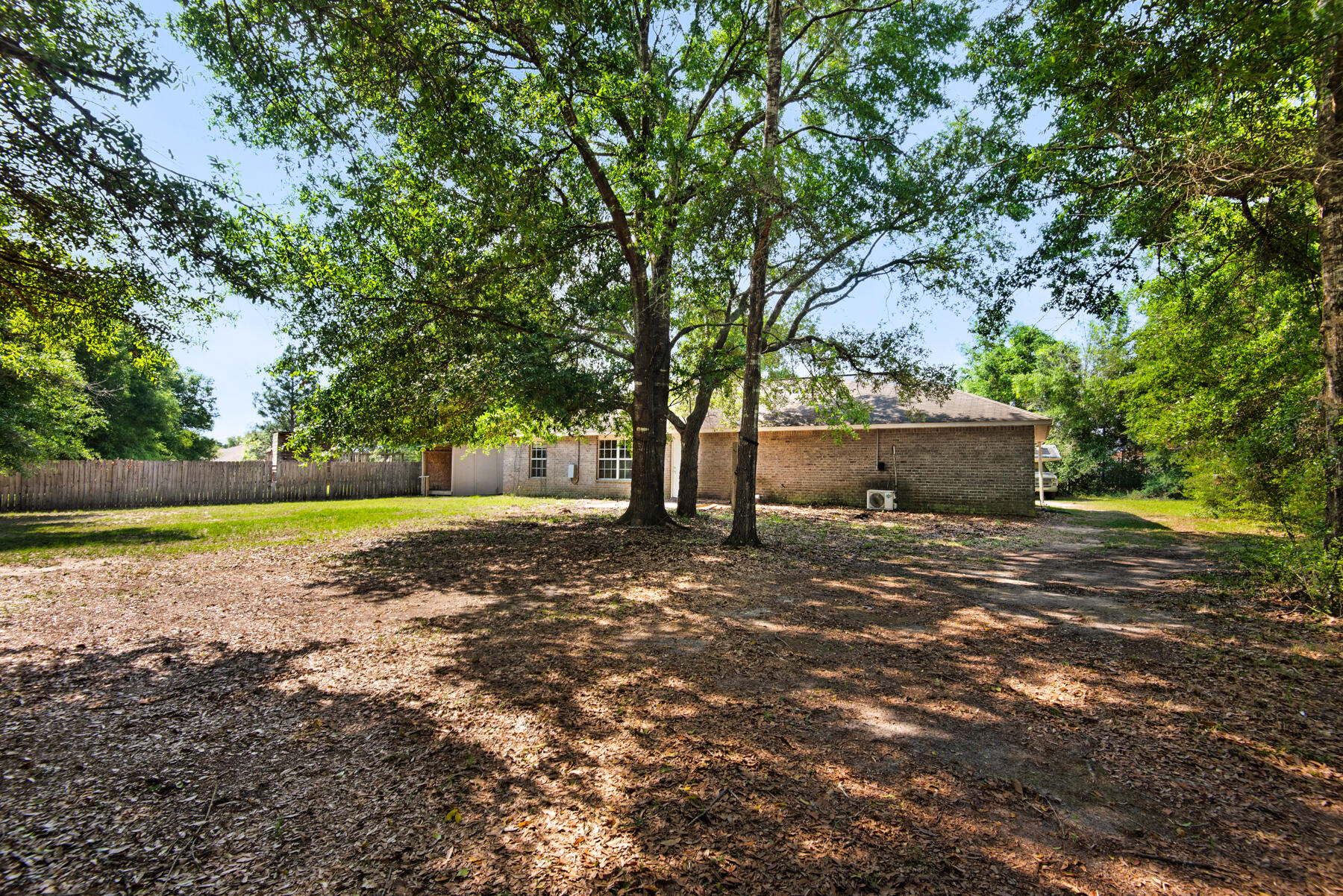 PLANTATION WOODS - Residential