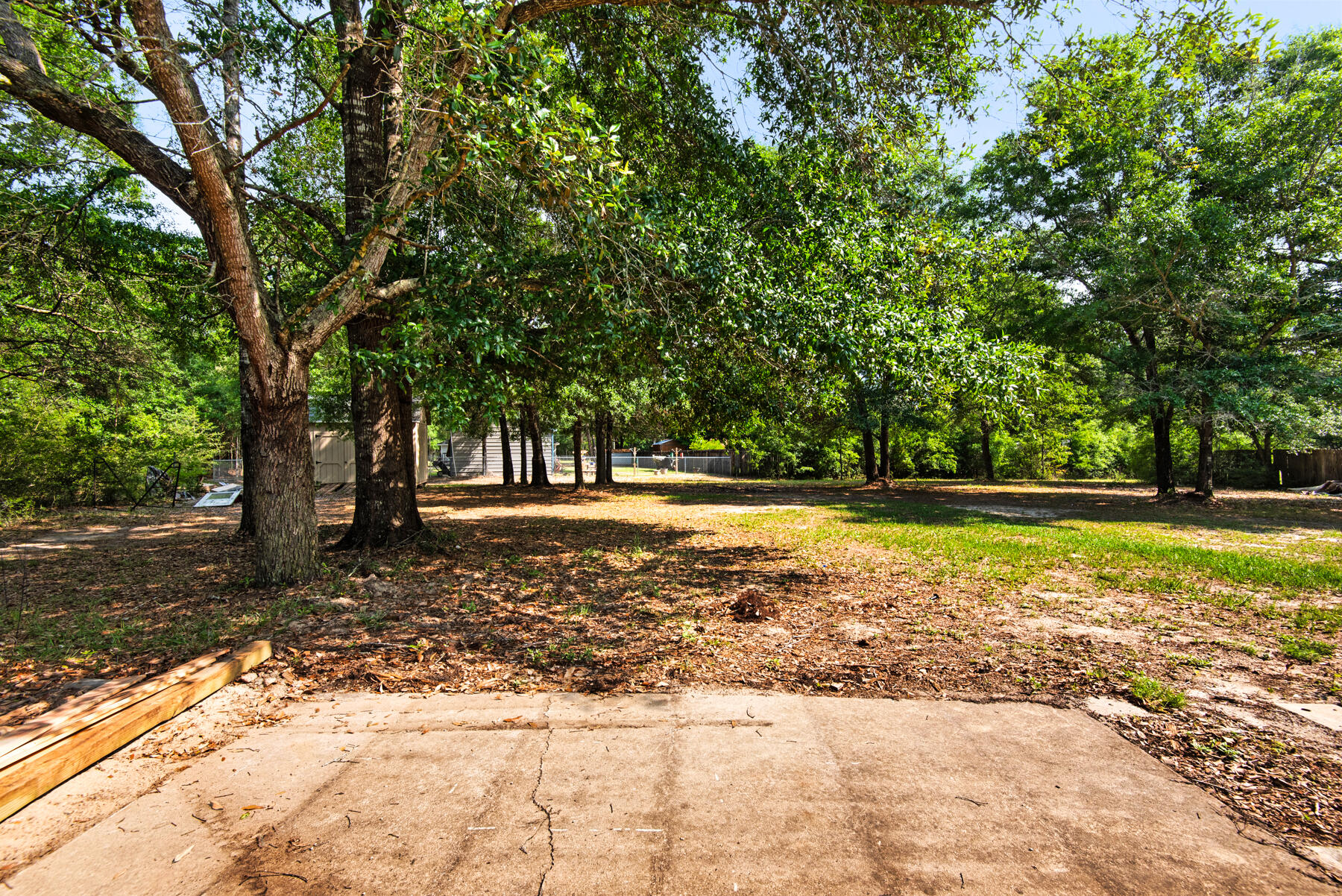 PLANTATION WOODS - Residential