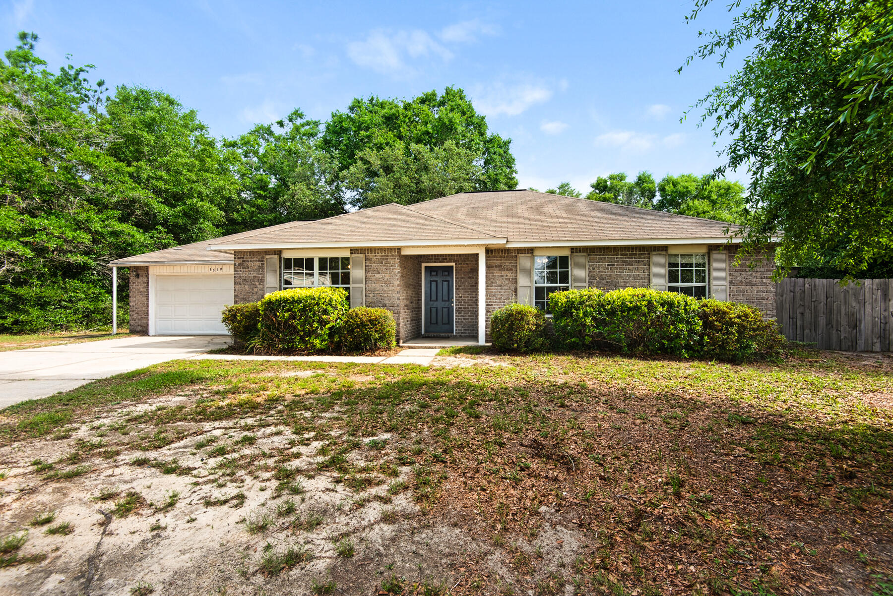 PLANTATION WOODS - Residential