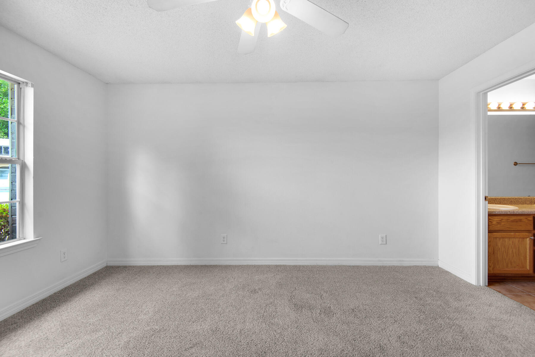 PLANTATION WOODS - Residential