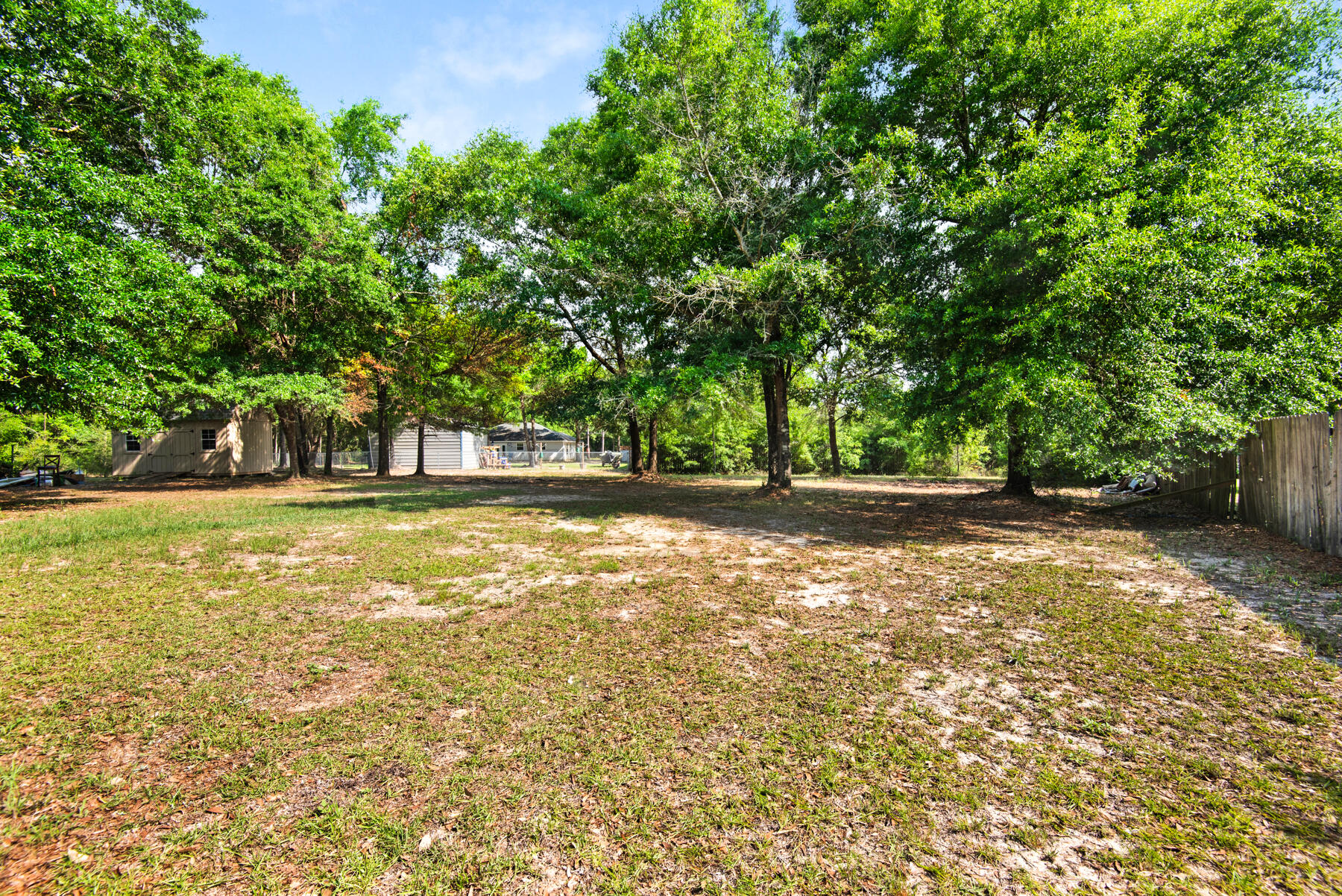 PLANTATION WOODS - Residential