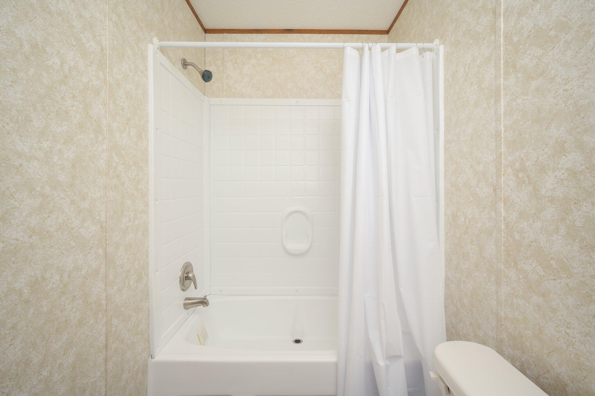 OAKWOOD HILLS UNIT 1 - Residential