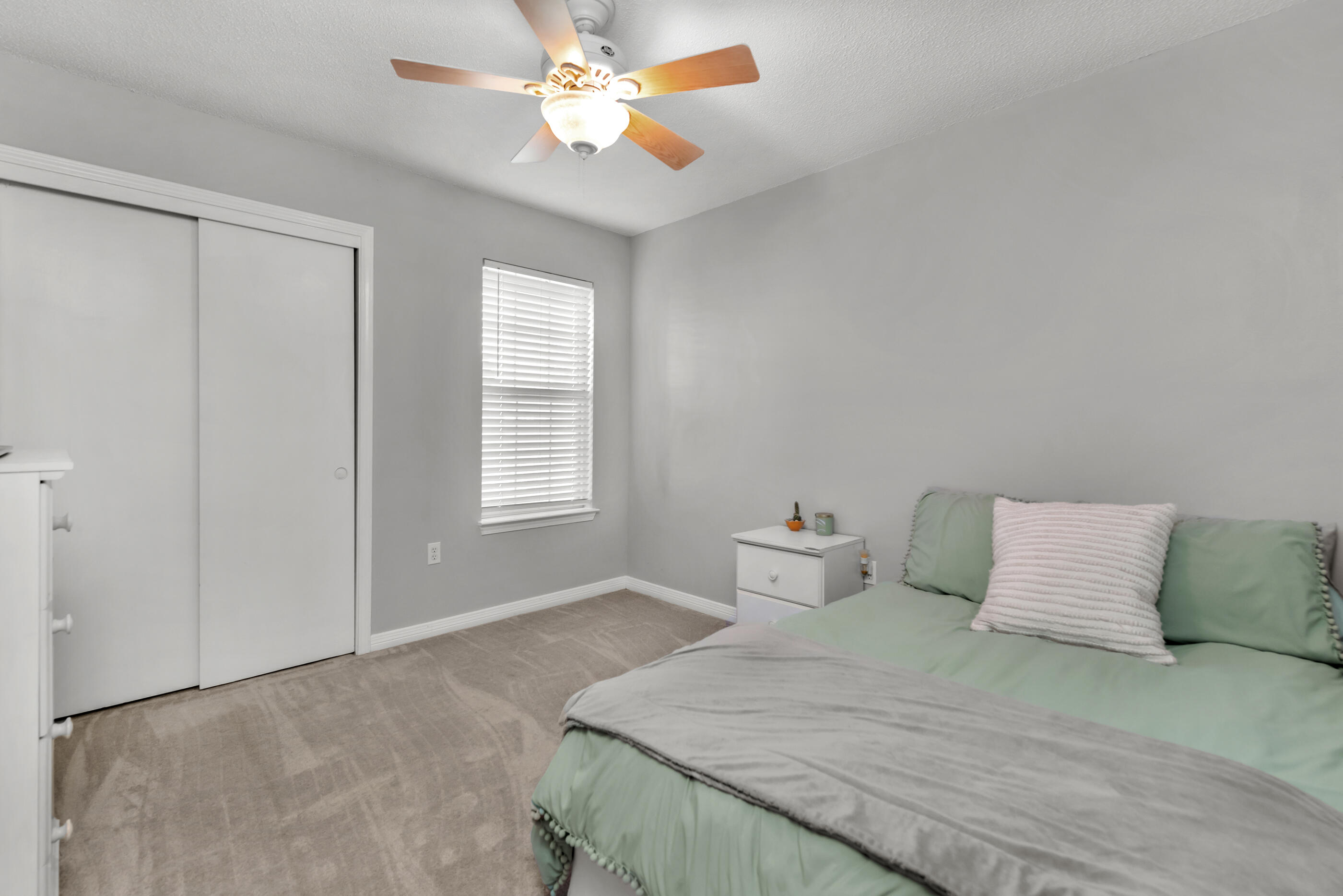 BRISTOL PARK - Residential