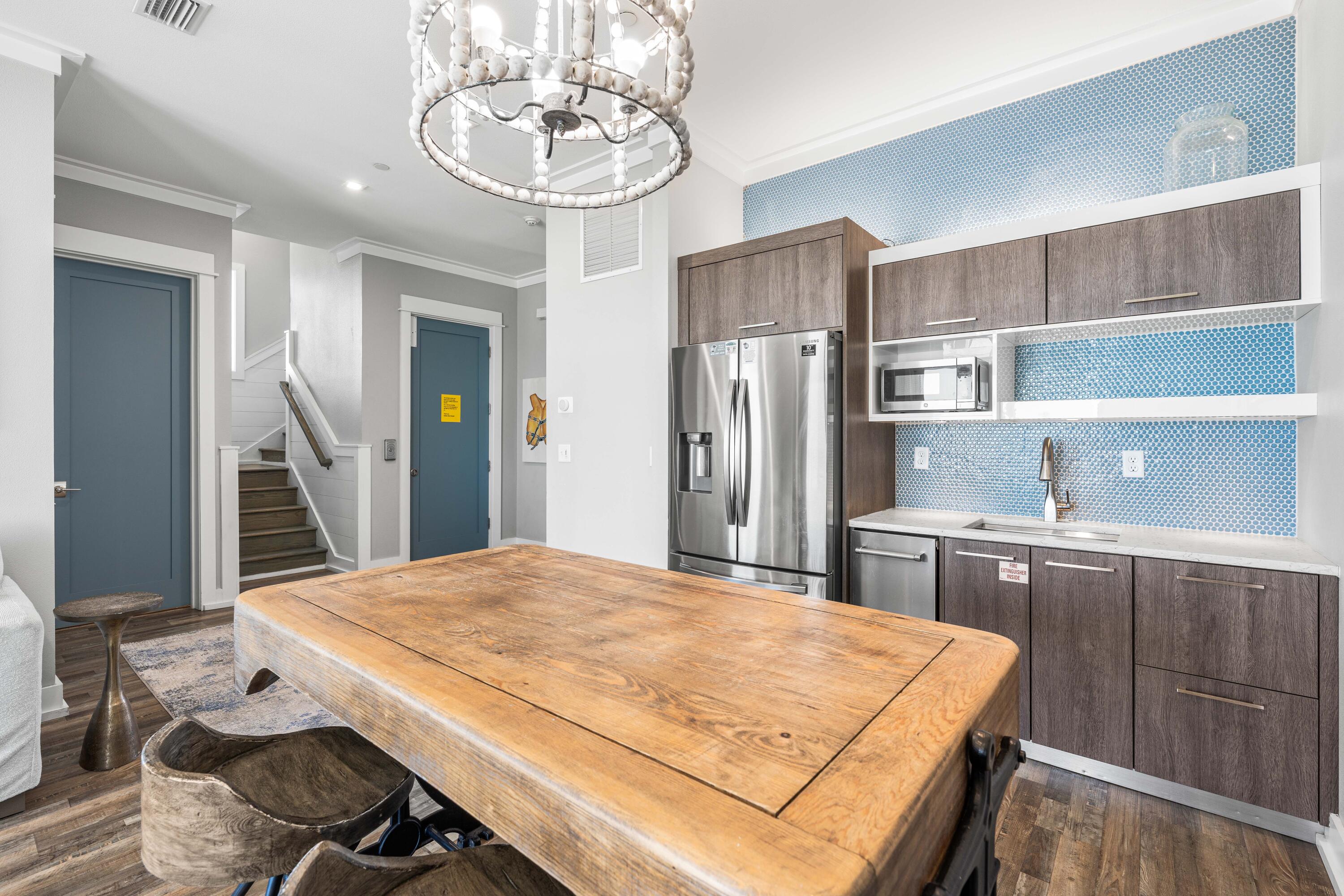 CRESCENT BEACH UNIT 1 - Residential