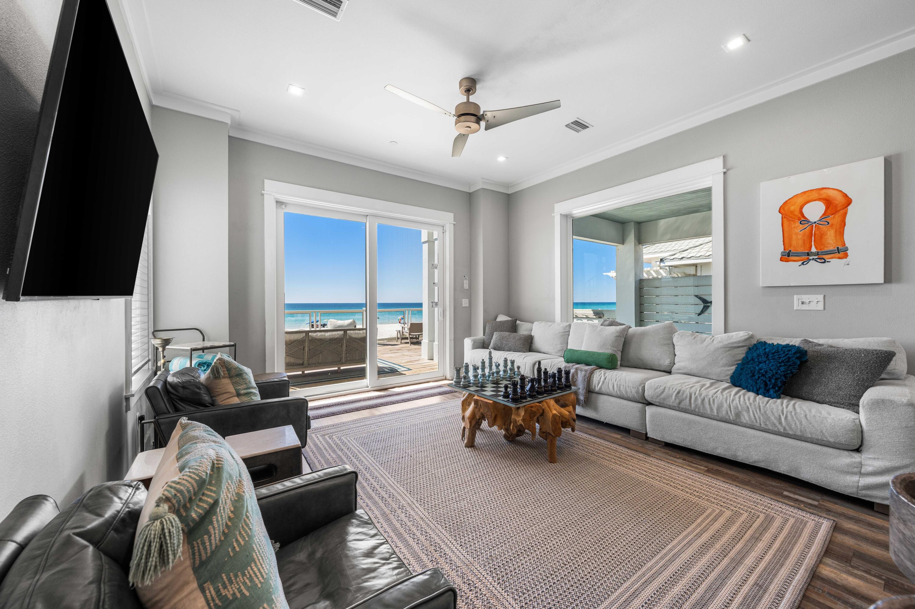 CRESCENT BEACH UNIT 1 - Residential