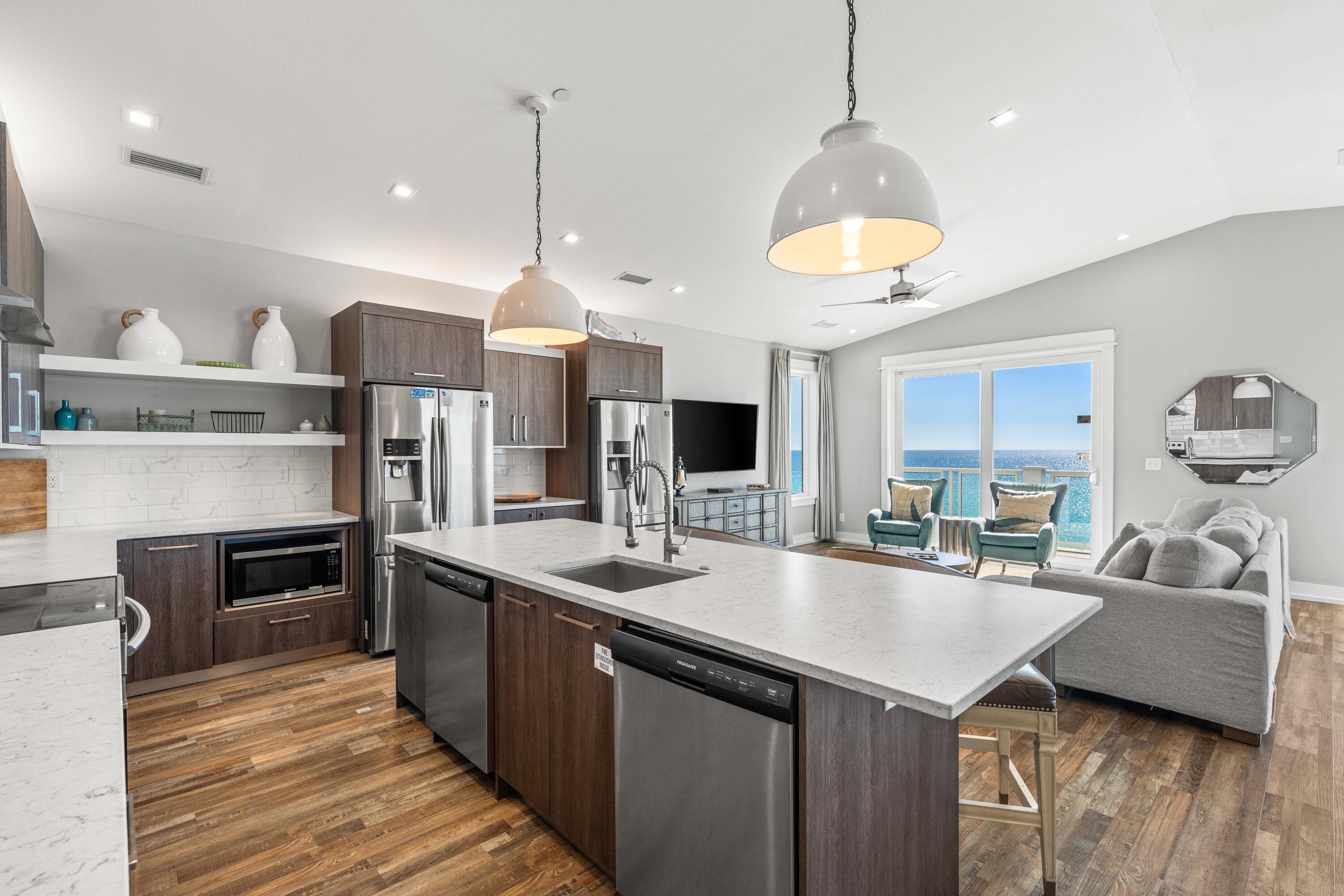 CRESCENT BEACH UNIT 1 - Residential