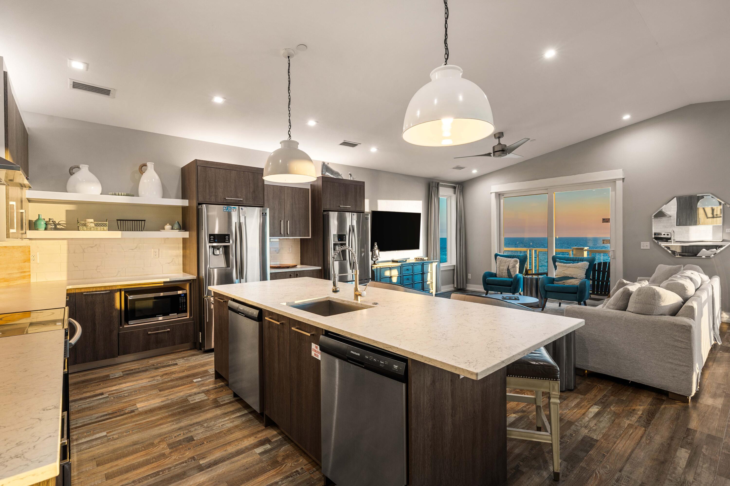 CRESCENT BEACH UNIT 1 - Residential
