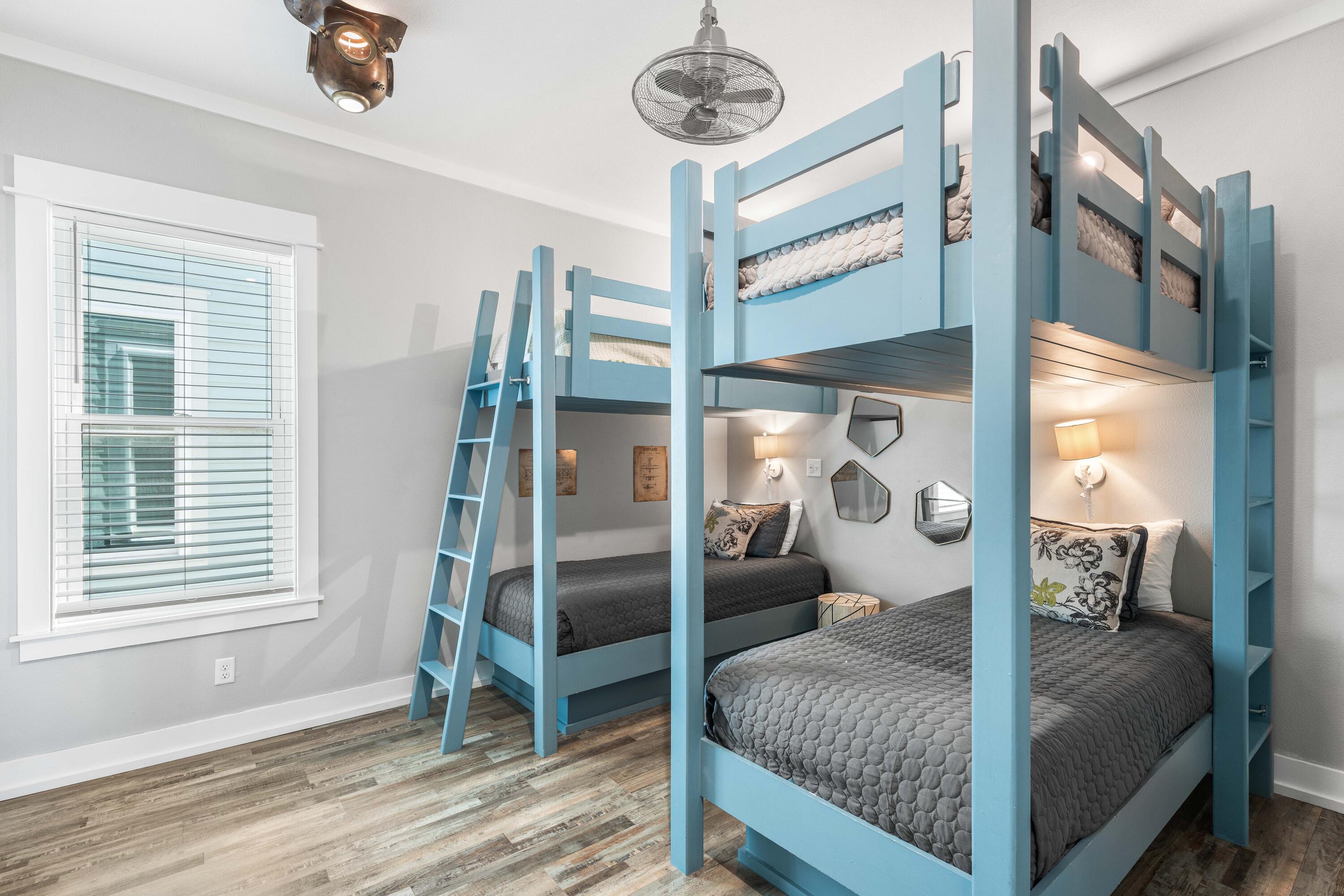 CRESCENT BEACH UNIT 1 - Residential