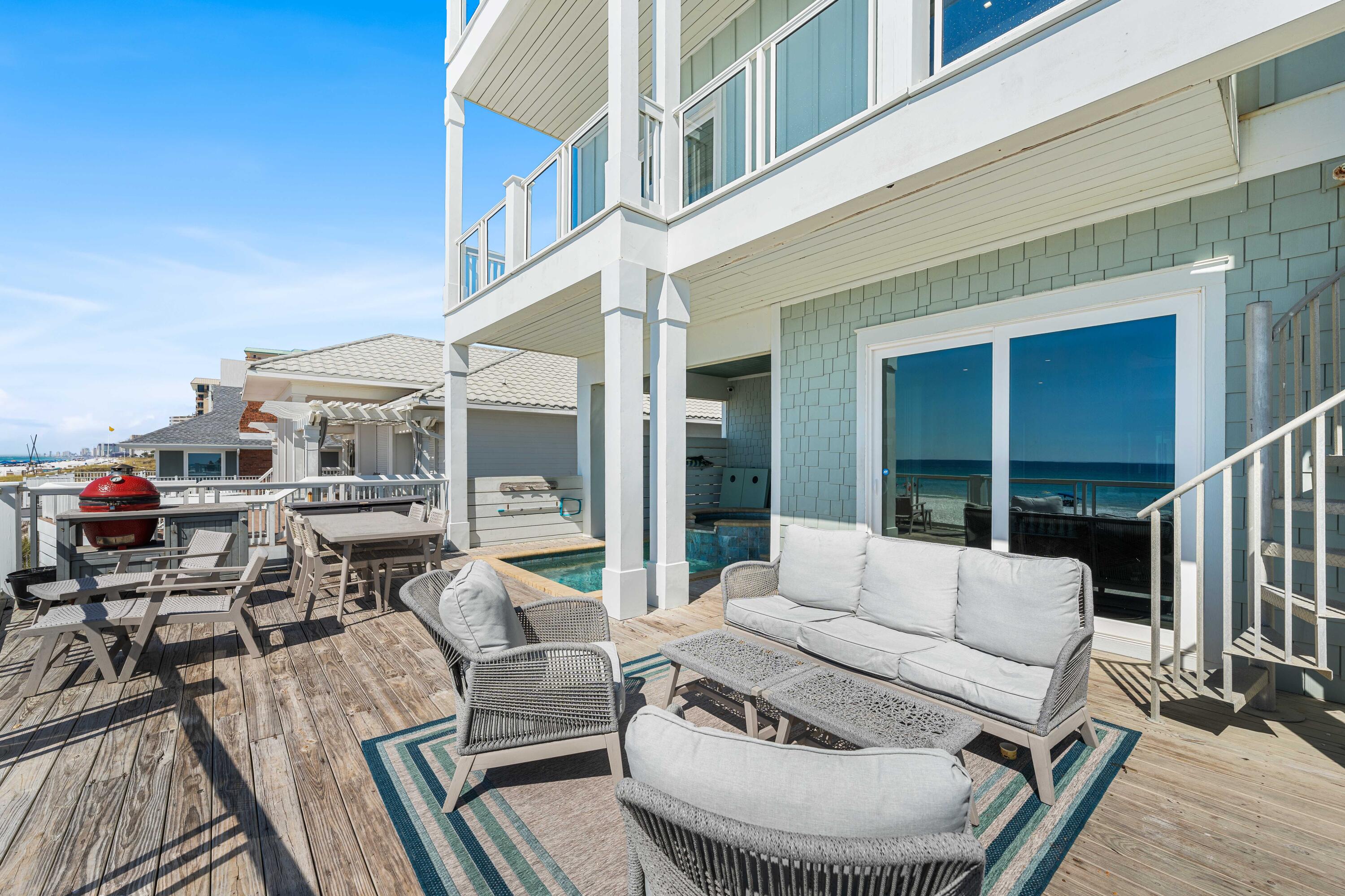 CRESCENT BEACH UNIT 1 - Residential