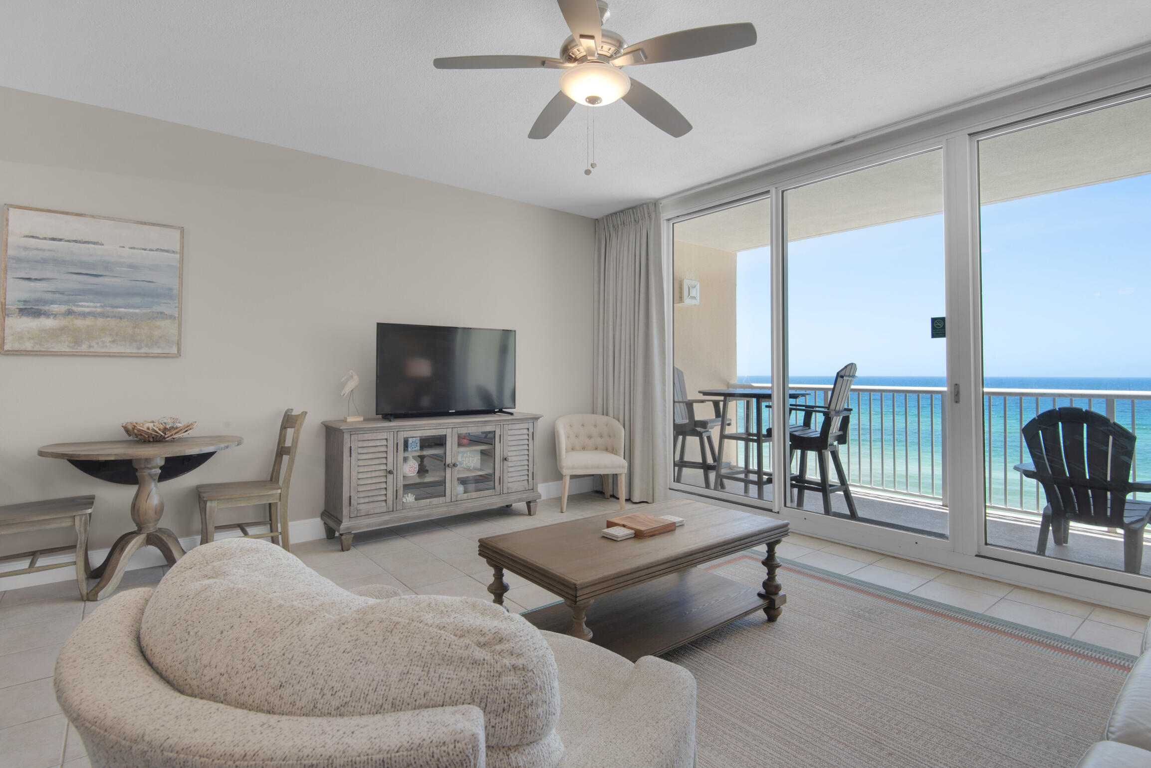 MAJESTIC BEACH TOWERS I - Residential