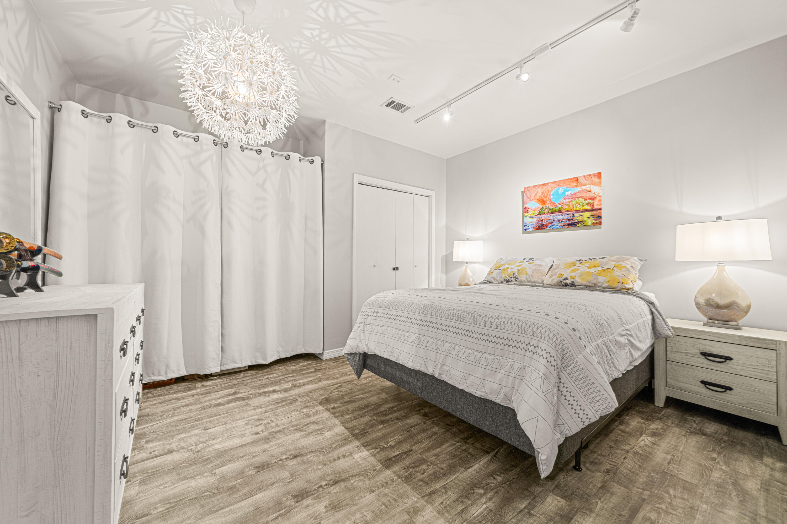 CANO ESTATES - Residential
