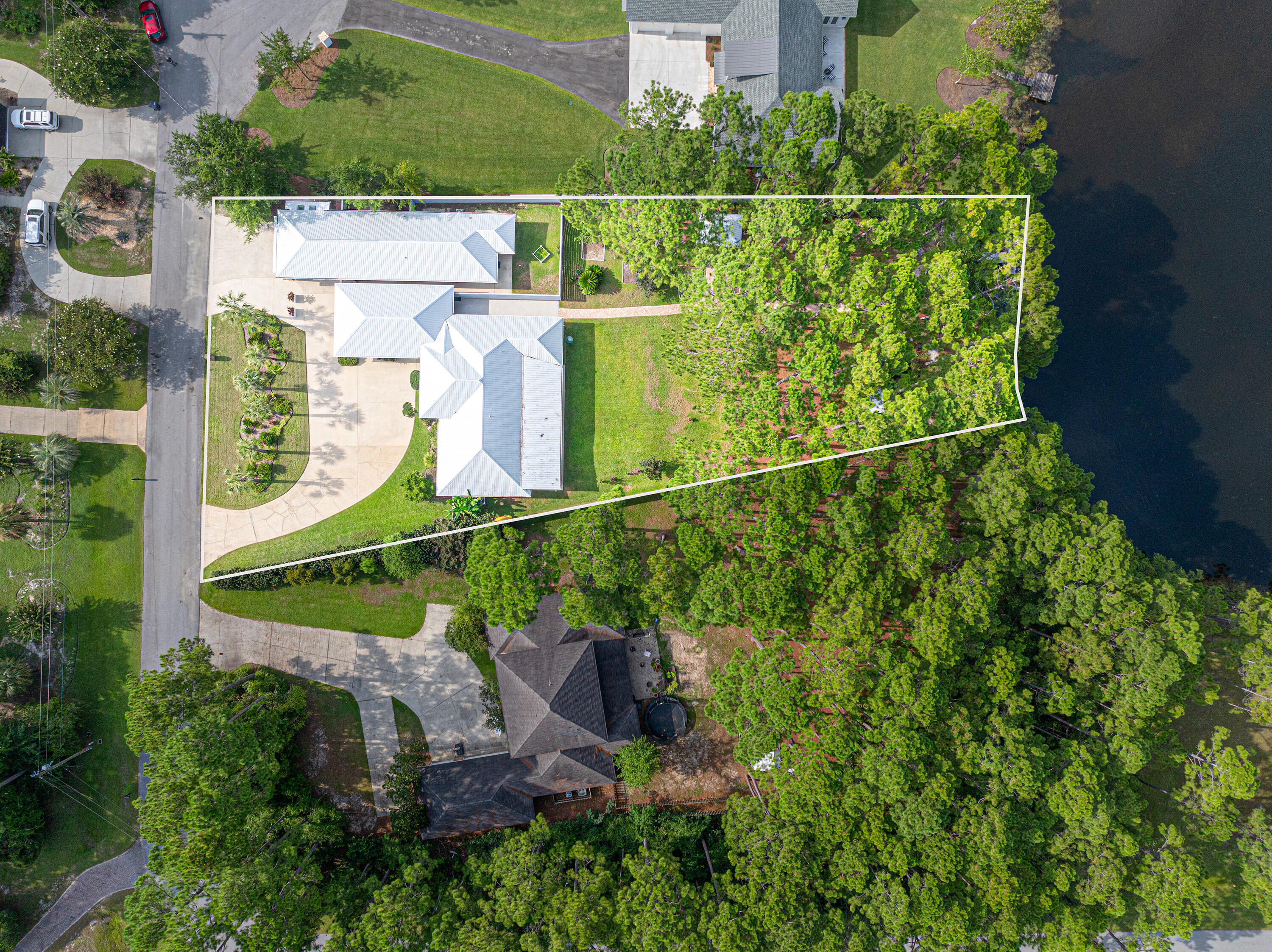 CANO ESTATES - Residential