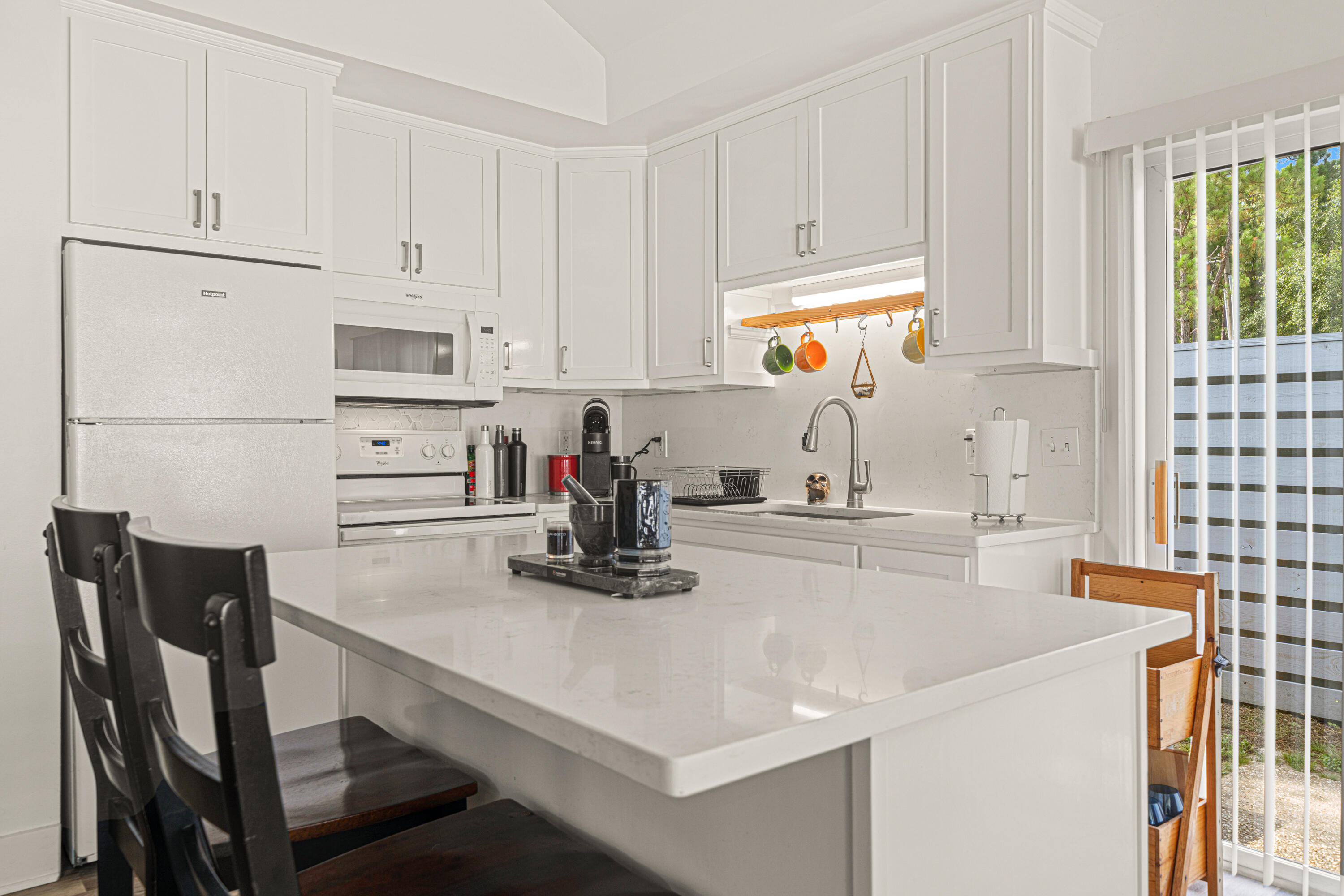 CANO ESTATES - Residential