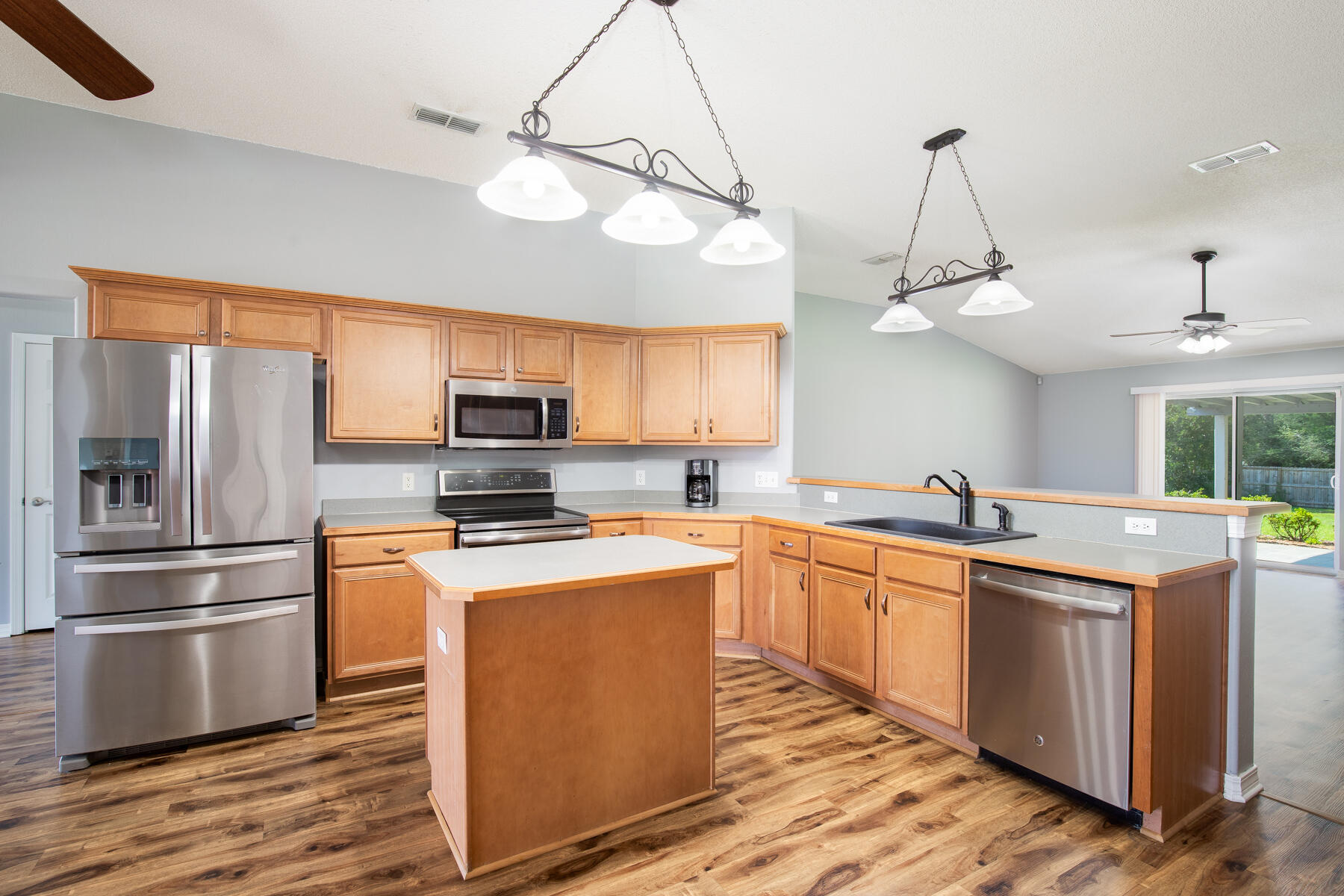 HOLLEY BY THE SEA - Residential