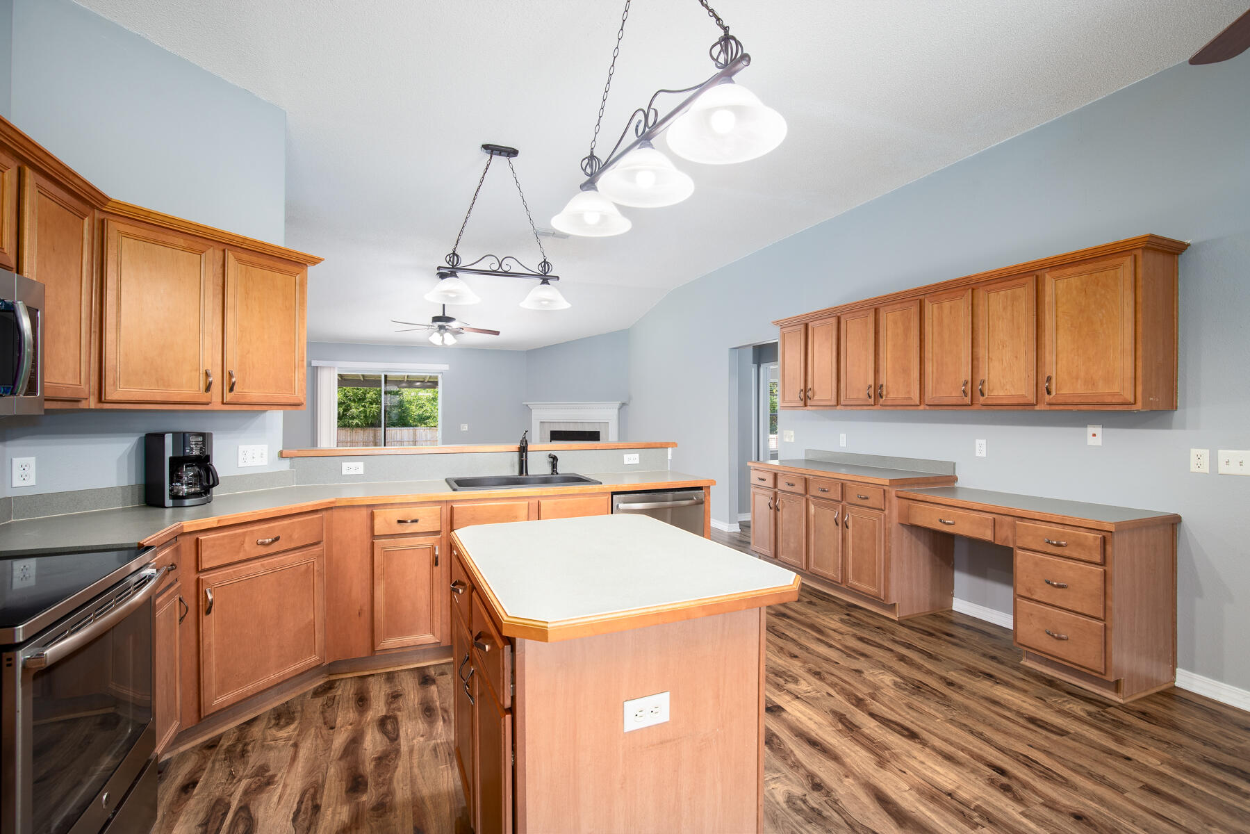 HOLLEY BY THE SEA - Residential