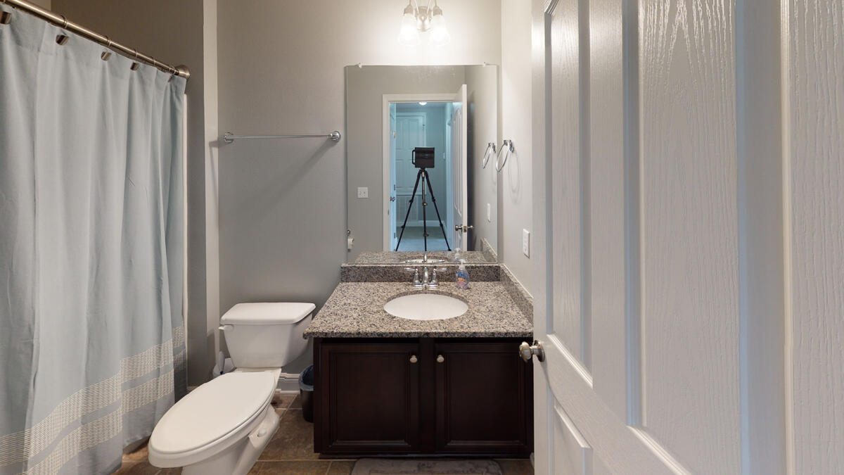 RESERVE POINTE - Residential