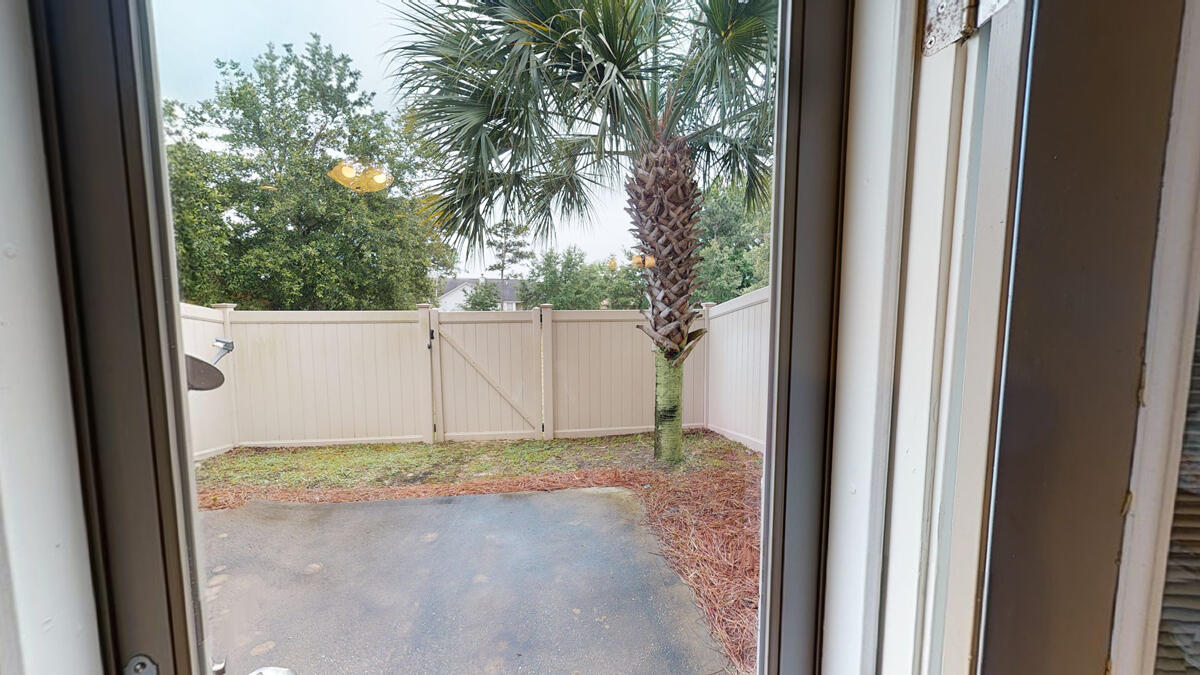 RESERVE POINTE - Residential