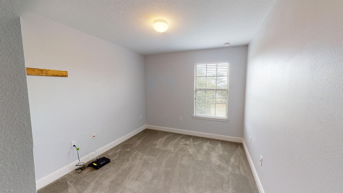 RESERVE POINTE - Residential