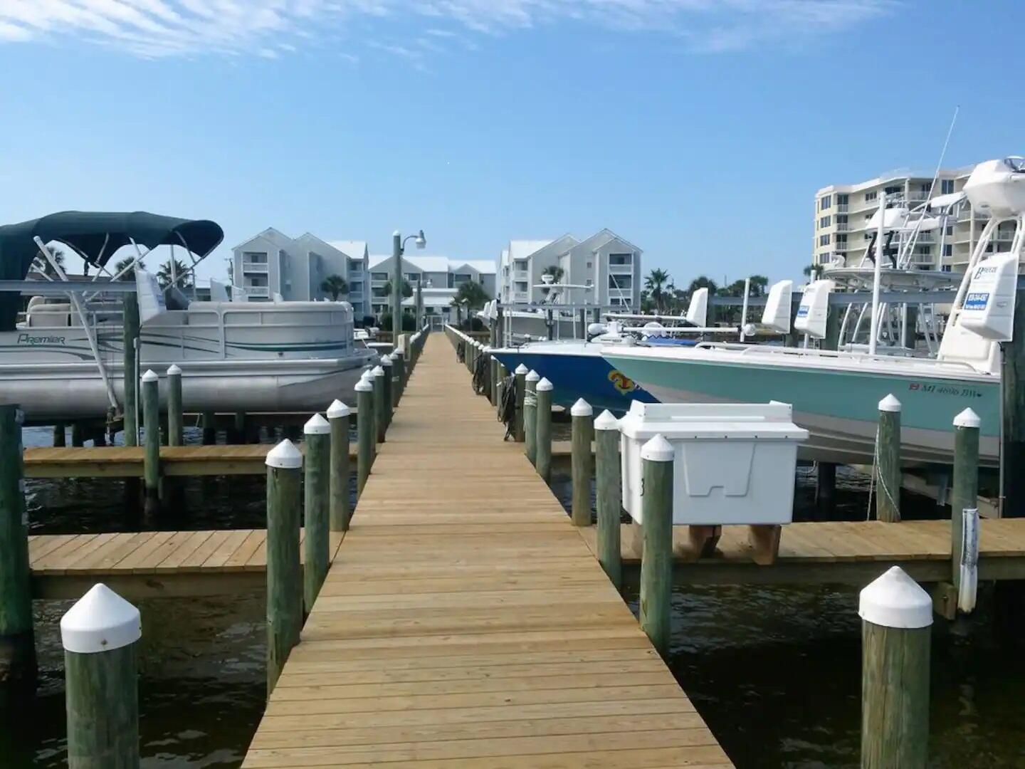 HERMITAGE CONDOMINIUM - Residential