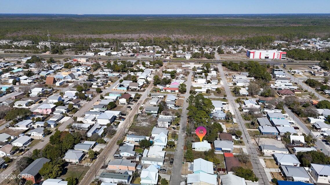 LAGUNA BEACH - Residential
