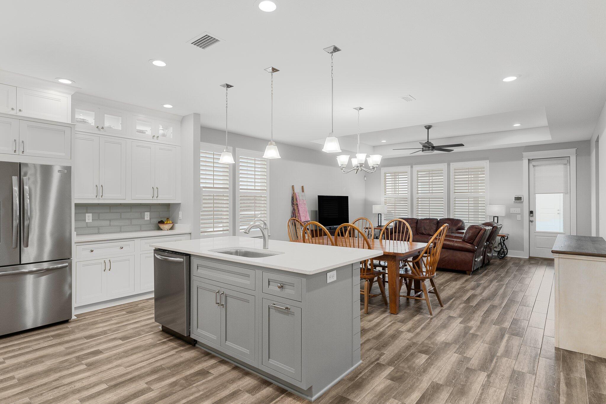 SWEET BAY - Residential