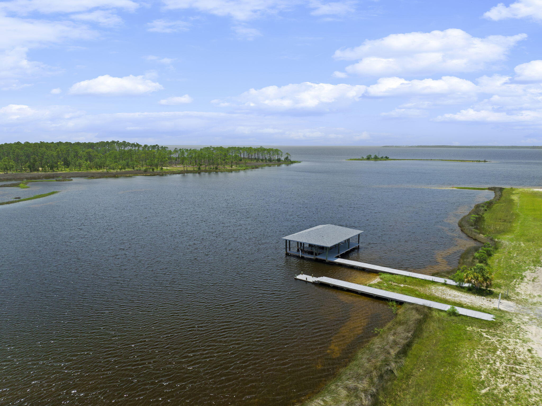 SWEET BAY - Residential