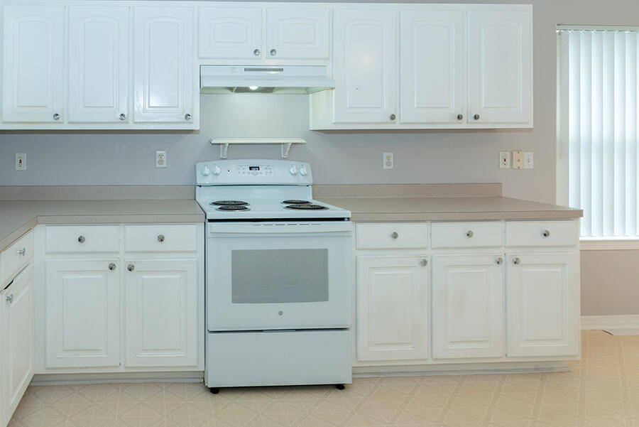 EMERALD VILLAGE S/D - Residential Lease