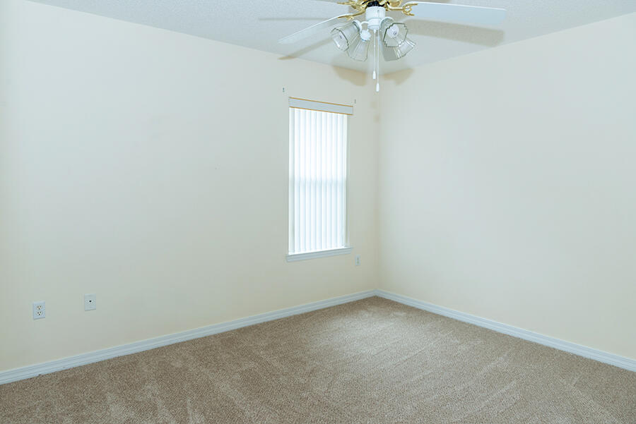 EMERALD VILLAGE S/D - Residential Lease