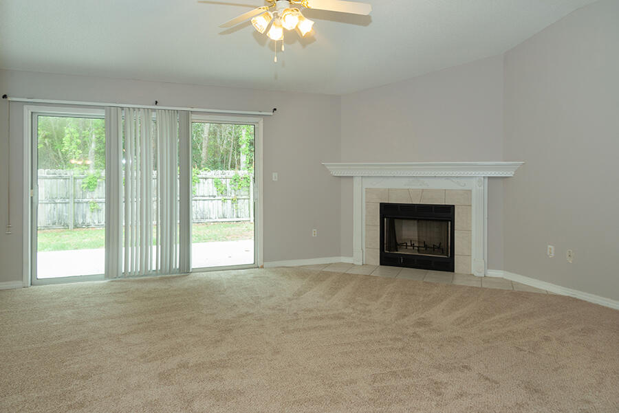 EMERALD VILLAGE S/D - Residential Lease