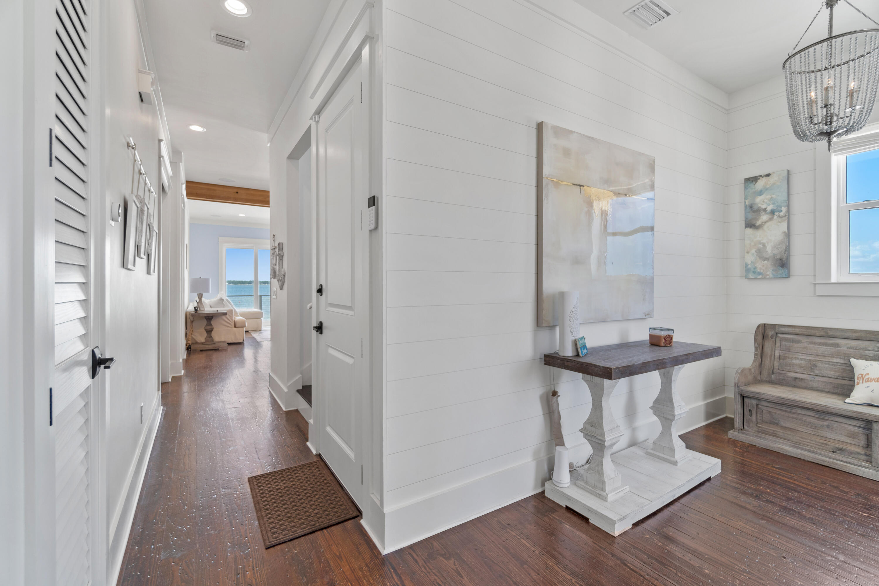 BY THE SEA - Residential