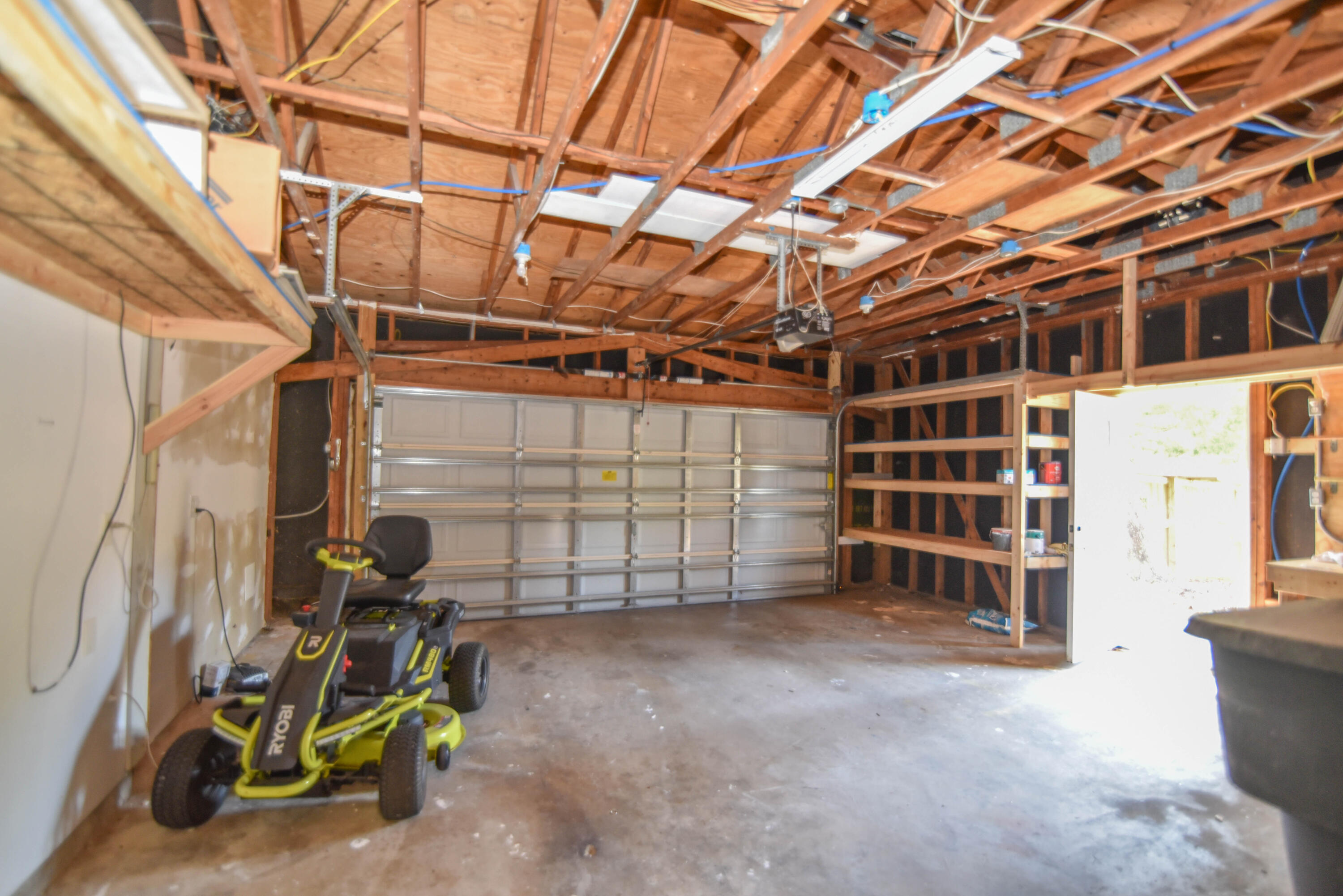 BAYOU WOODS - Residential