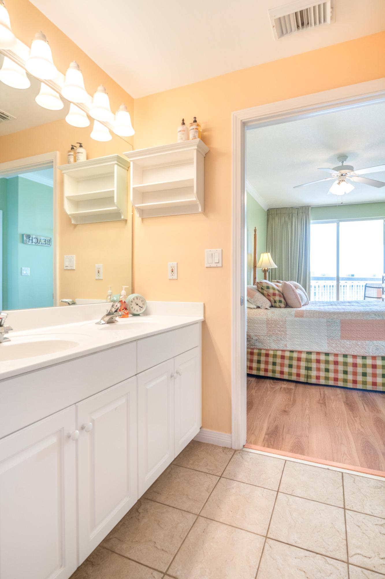 DESTIN WEST BEACH & BAY RESORT- GULFSIDE - Residential