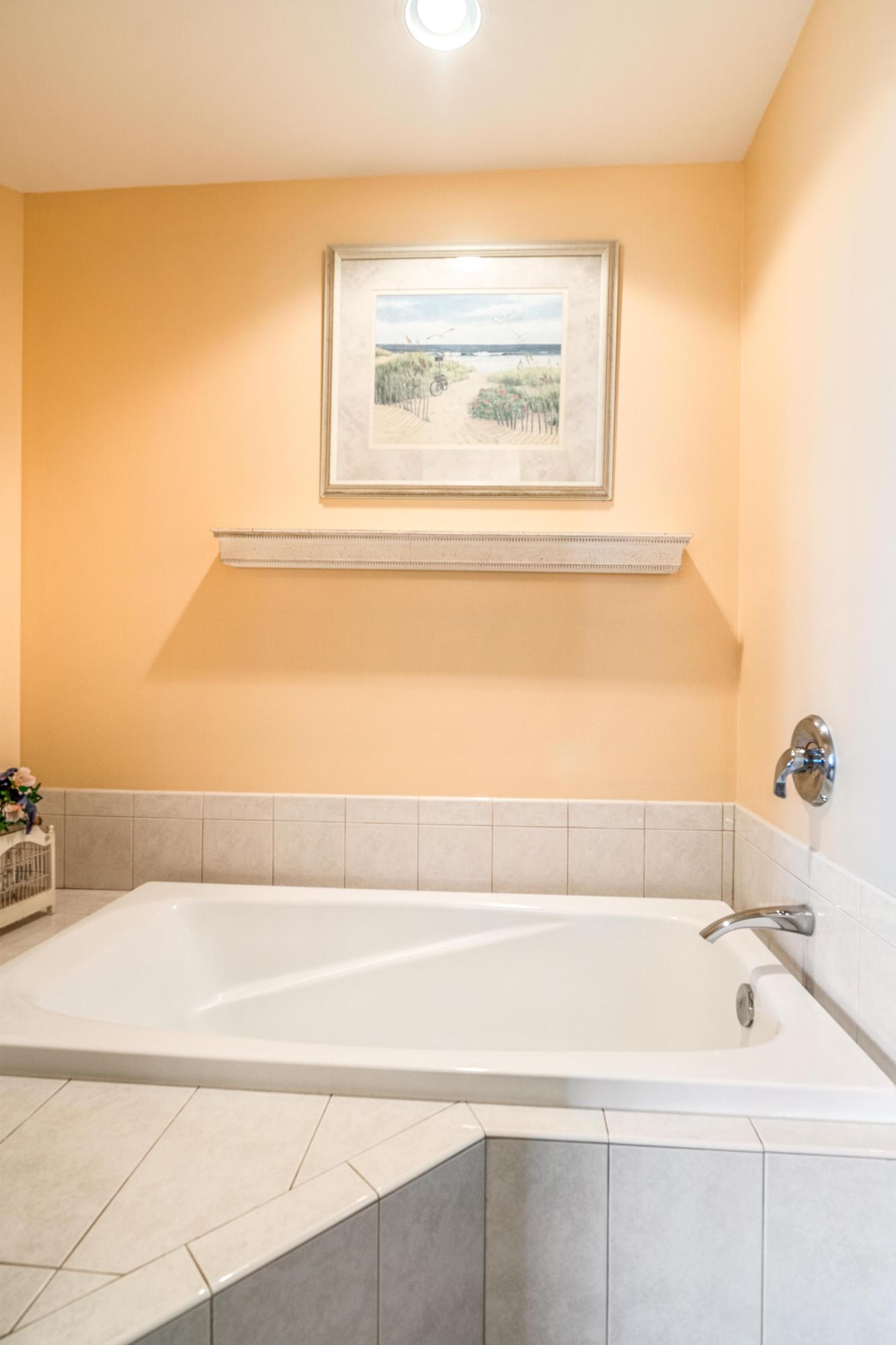 DESTIN WEST BEACH & BAY RESORT- GULFSIDE - Residential