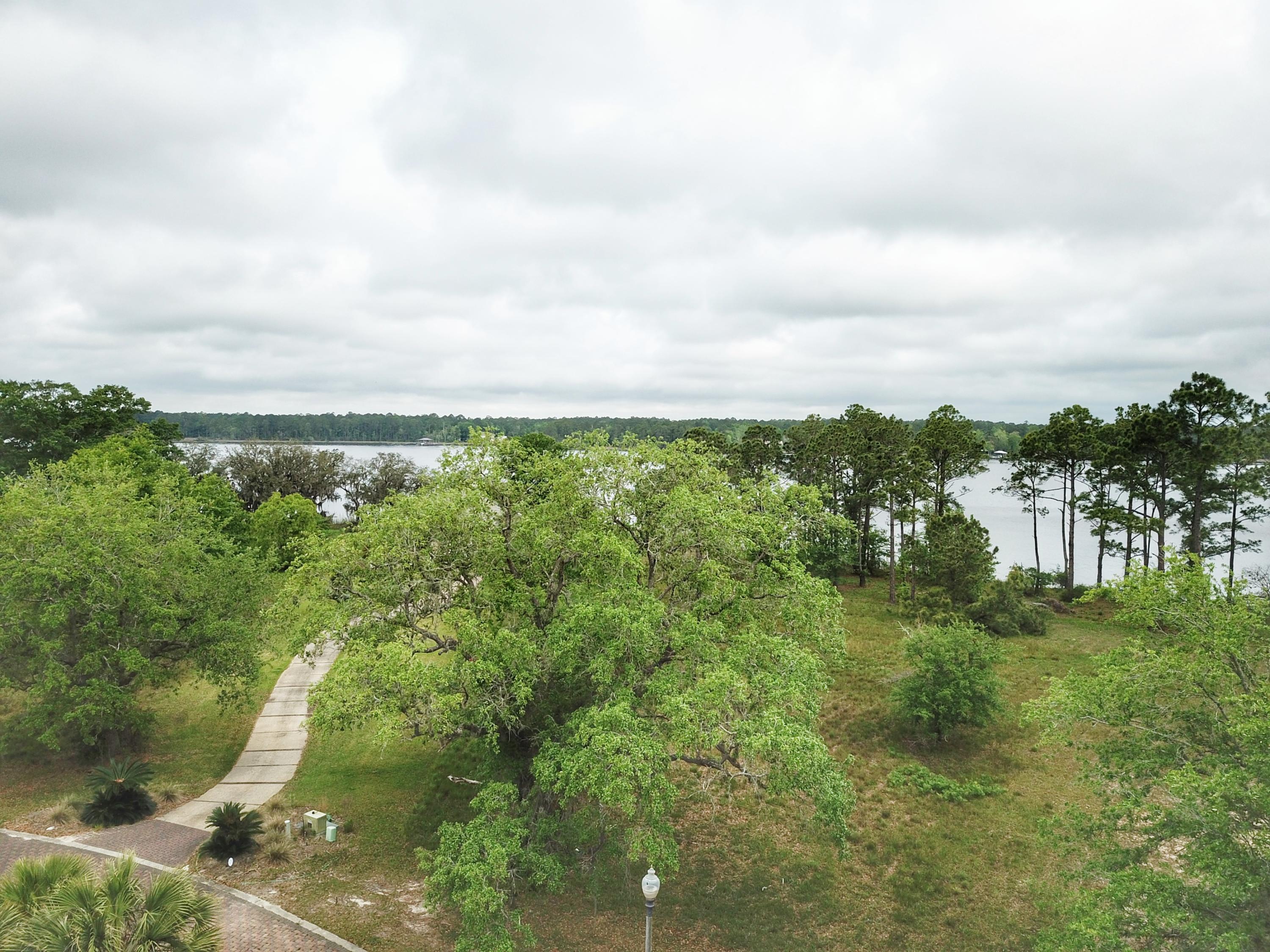 LAGRANGE COVE - Land