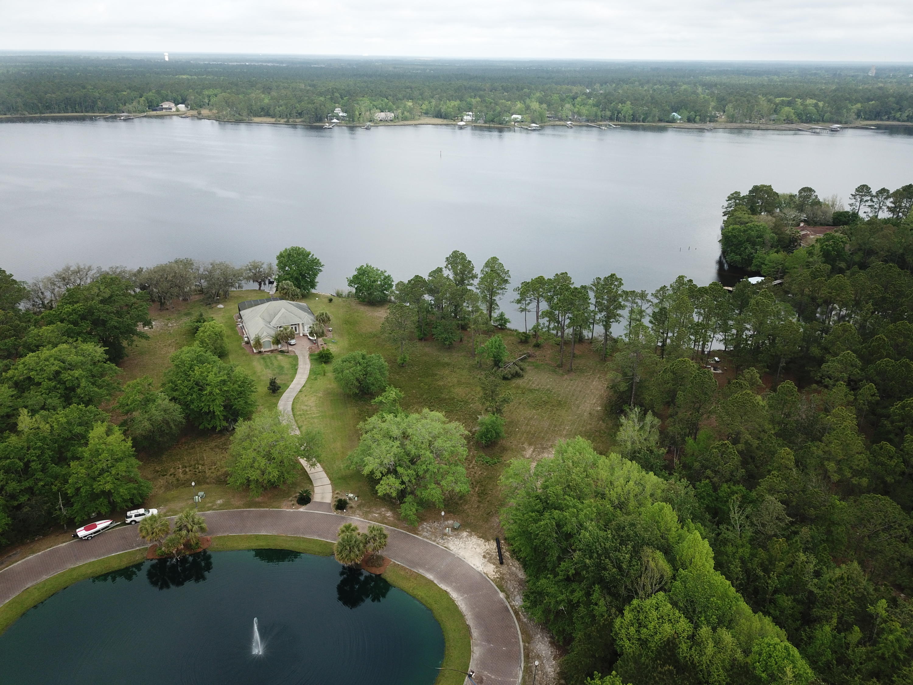 LAGRANGE COVE - Land