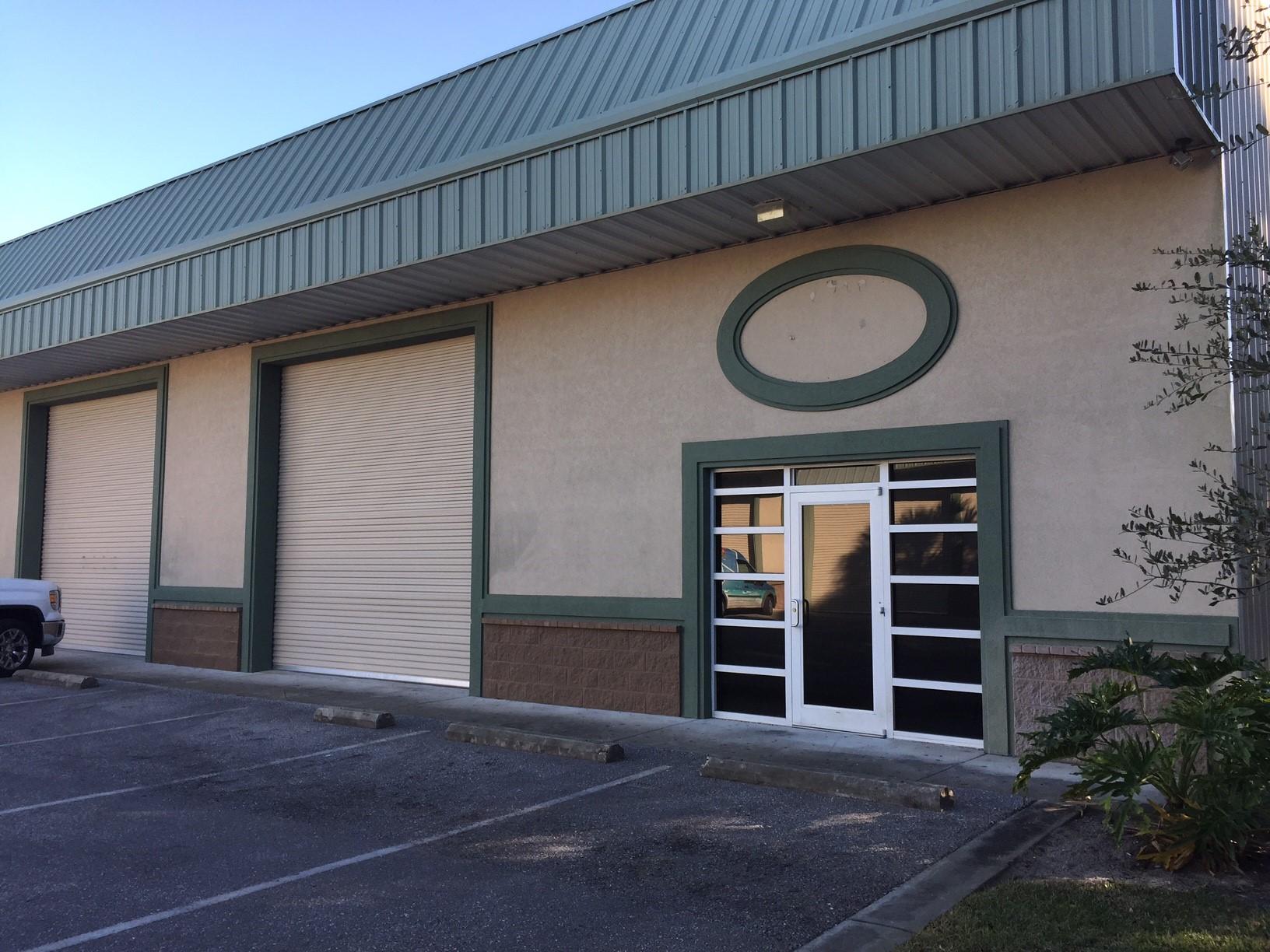 Office / Warehouse space available in Miramamar Beach. Geronimo Commerce Park is a professional atmosphere consisting of 10 units. This location is just south of Highway 98 at the traffic signal at Geronimo Street. Great location with easy access. This space has a large open reception area / work space, 2 offices, restroom and kitchenette. The warehouse is an open floor plan with a front loaded 14' roll up door. Ceiling heights in the warehouse slope from 20' - 18'. Rent is $12/SF base + $2.50/SF NNN fees + 6.8% sales tax. ($3,355.30 per month). Flooring allowance will be negotiated into the lease terms.