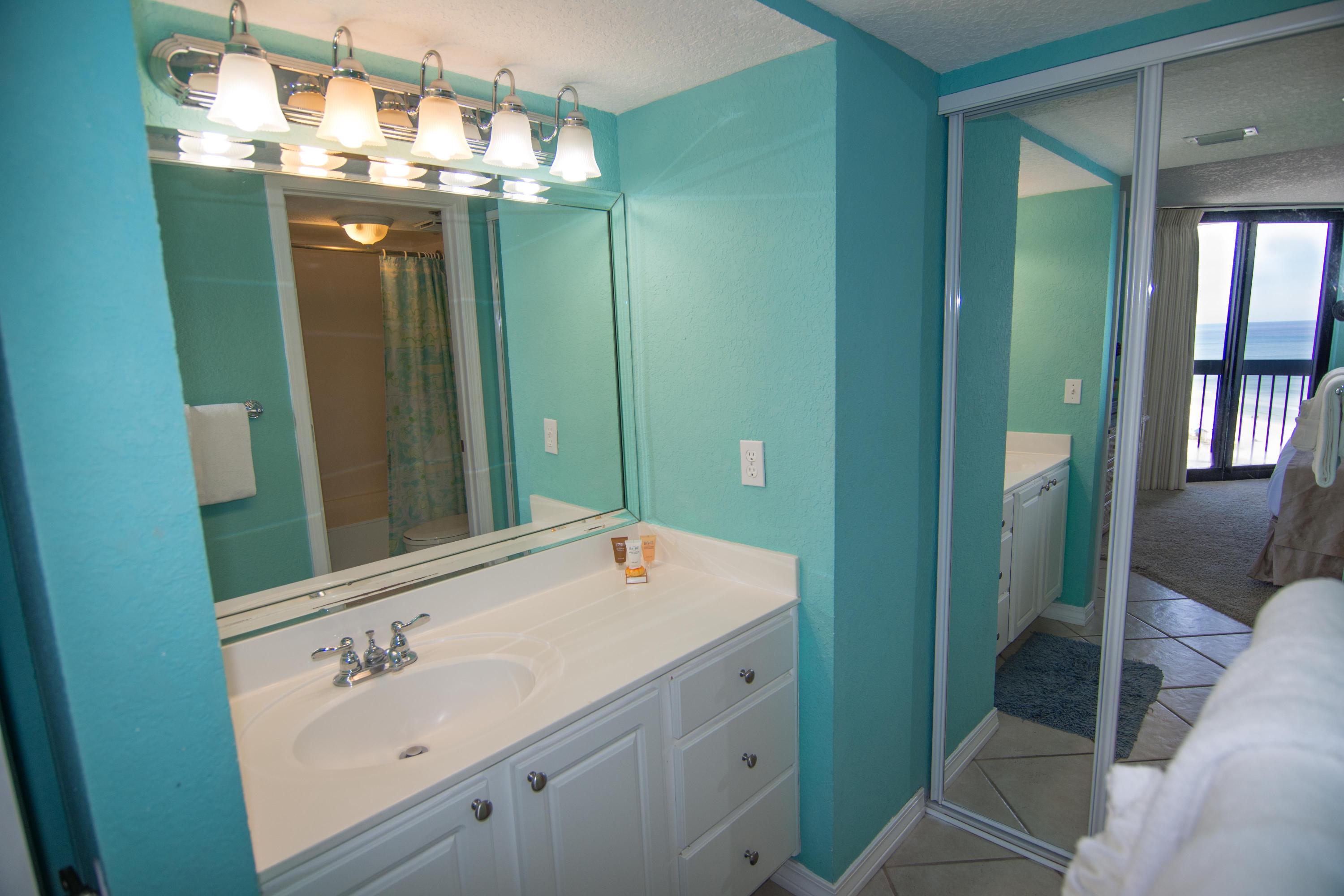 SUNDESTIN INTERNATIONAL CONDO - Residential