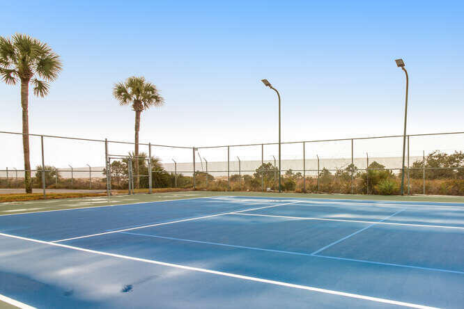 EL MATADOR CONDO - Residential