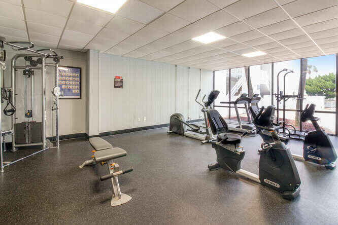 EL MATADOR CONDO - Residential