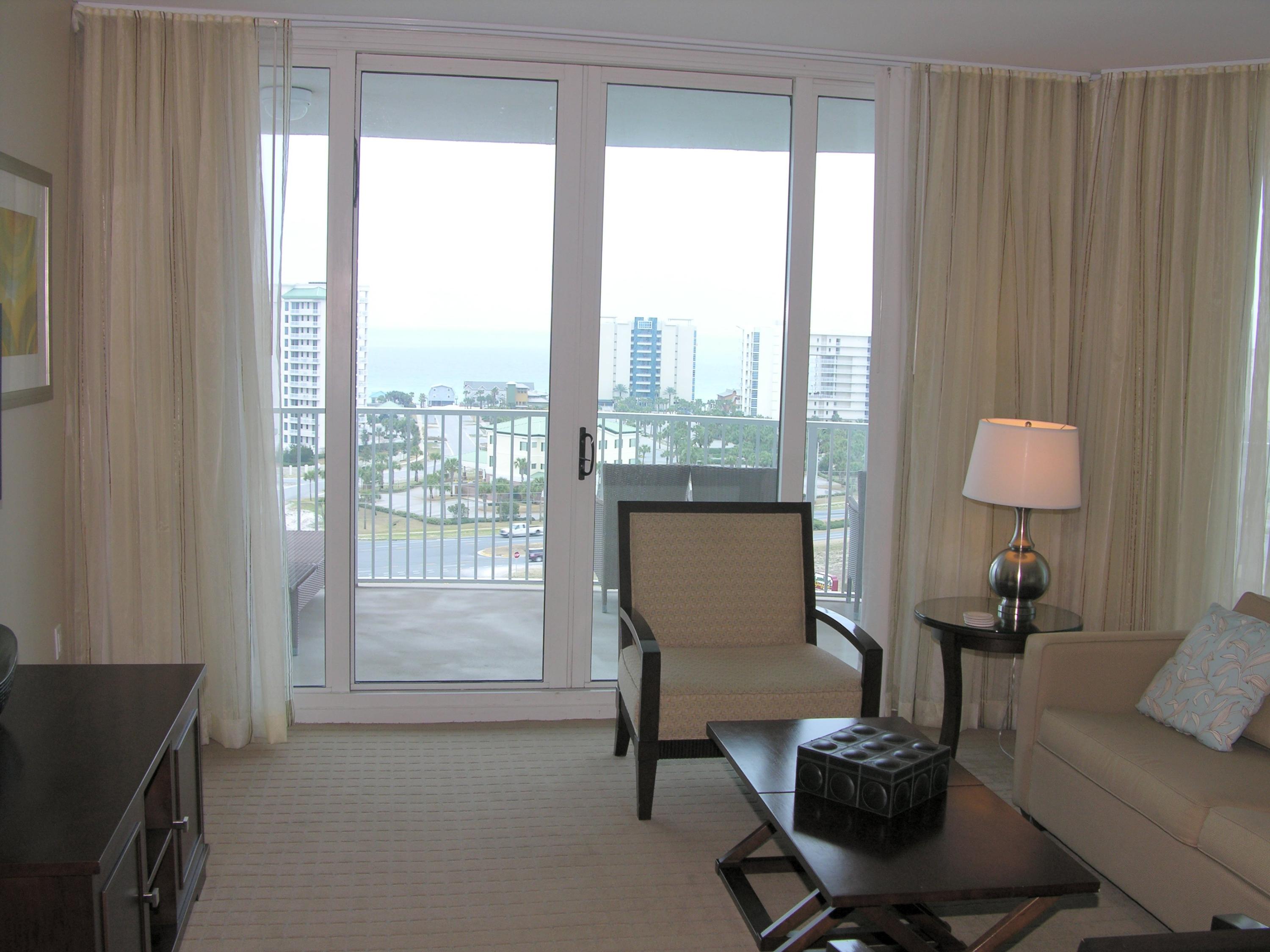 THE PALMS OF DESTIN - Residential Lease