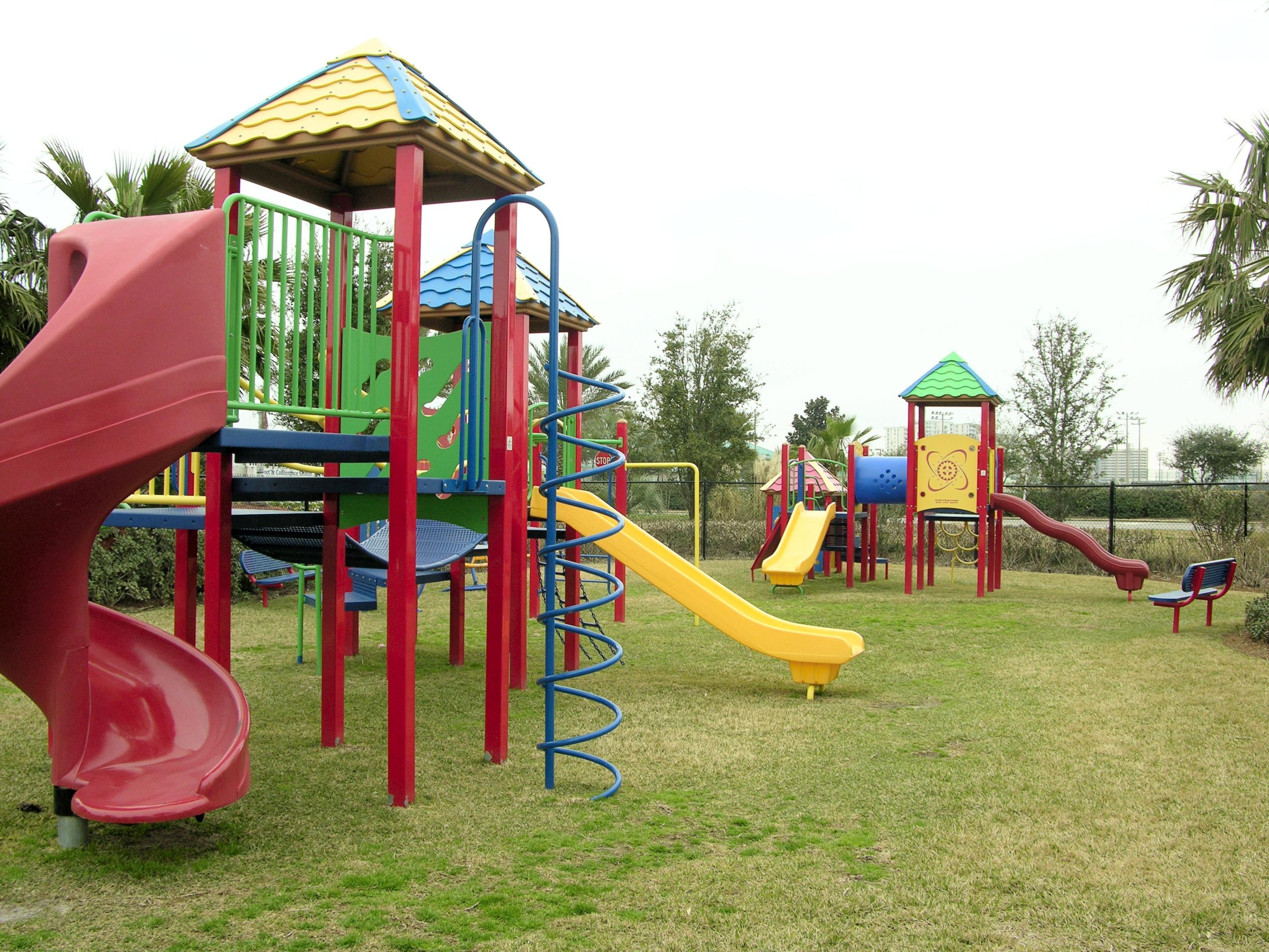 THE PALMS OF DESTIN - Residential Lease