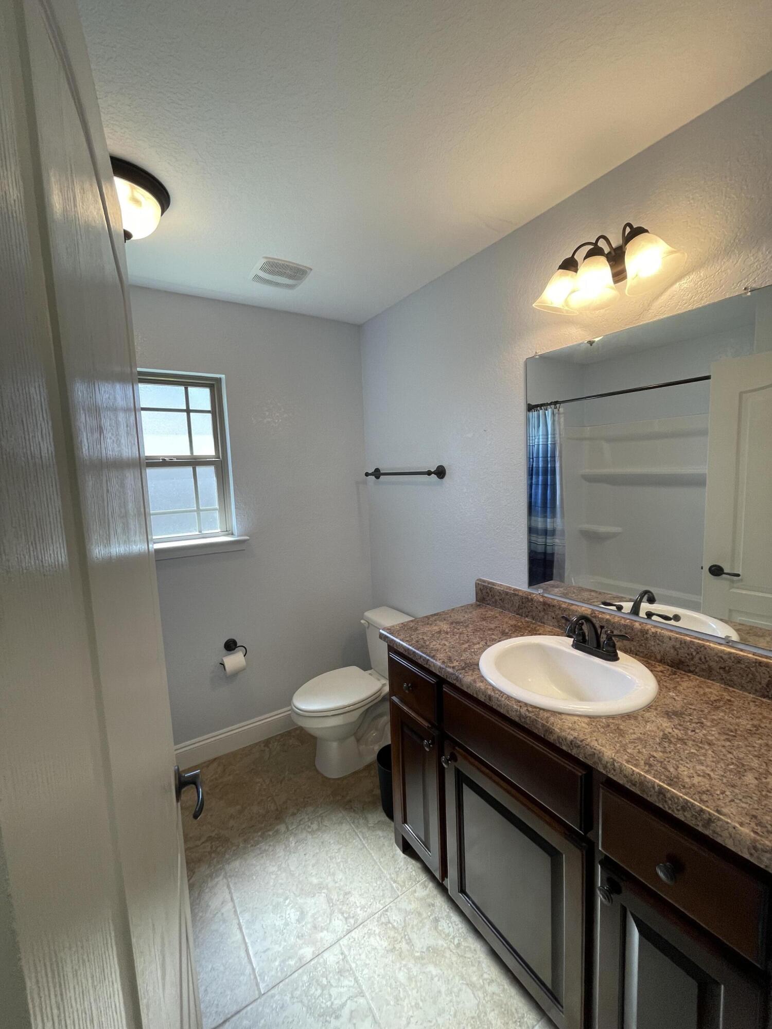 NAVARRE S/D 2ND ADDN - Residential