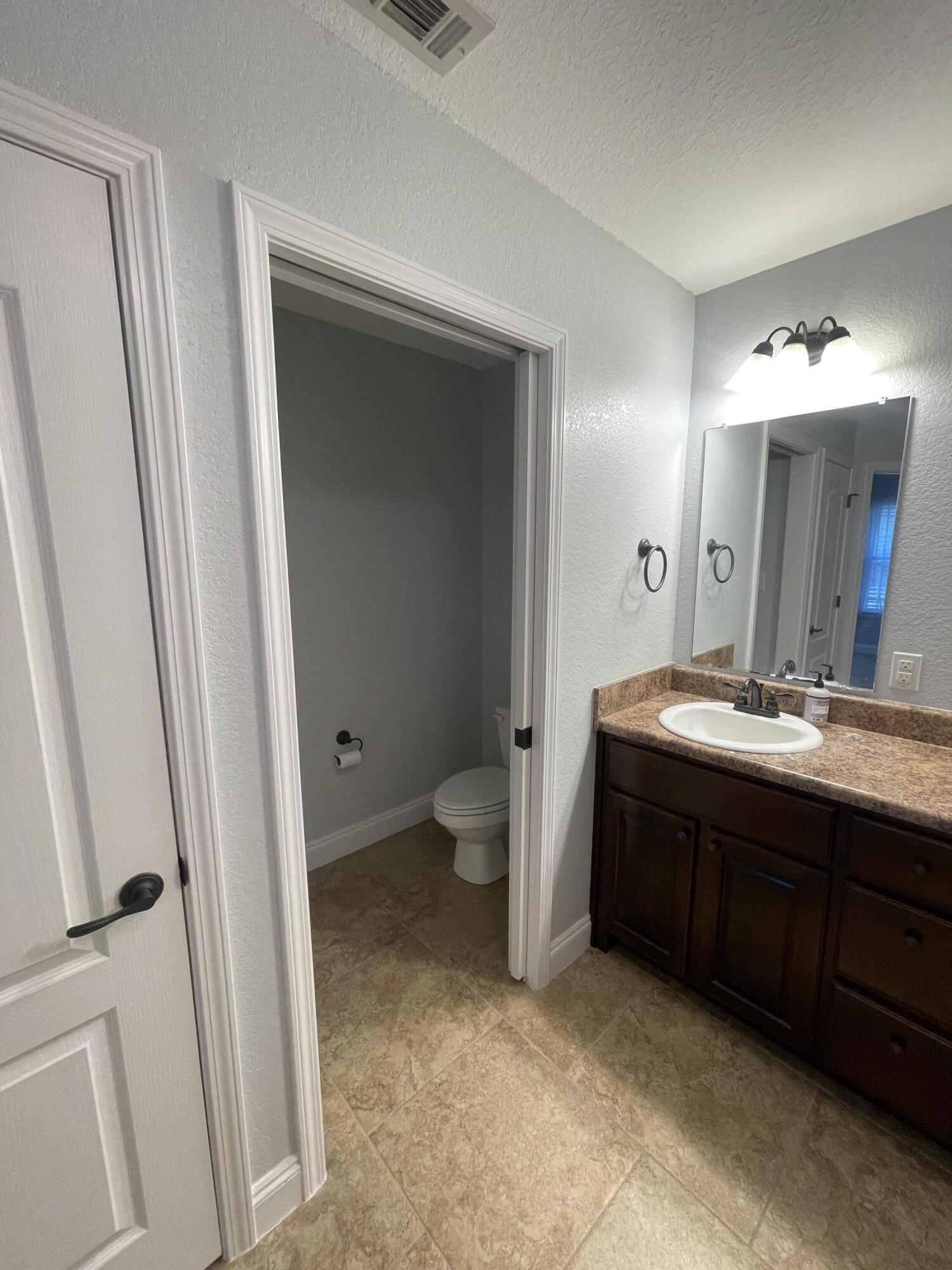 NAVARRE S/D 2ND ADDN - Residential