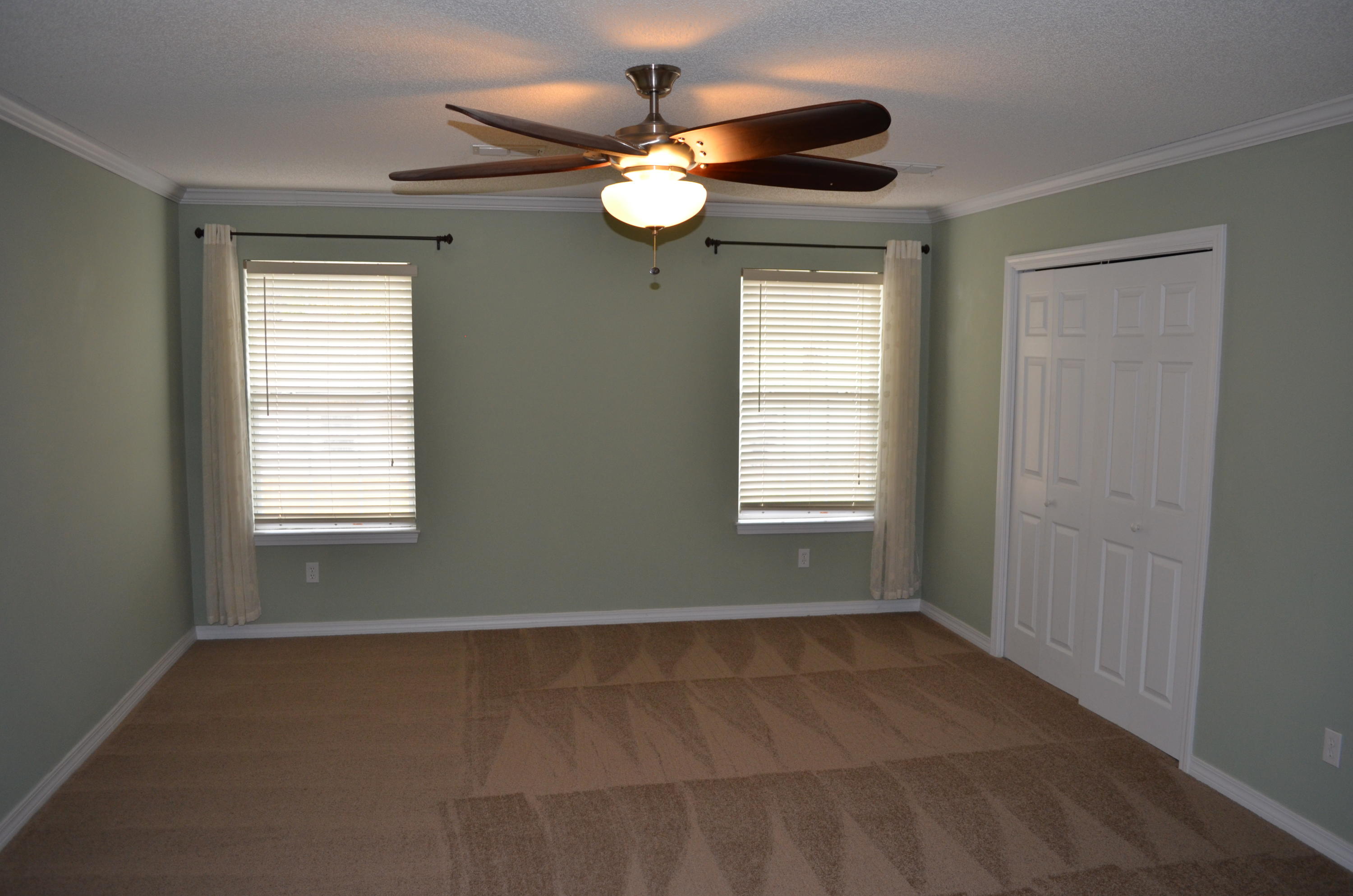 Houston Manor - Residential