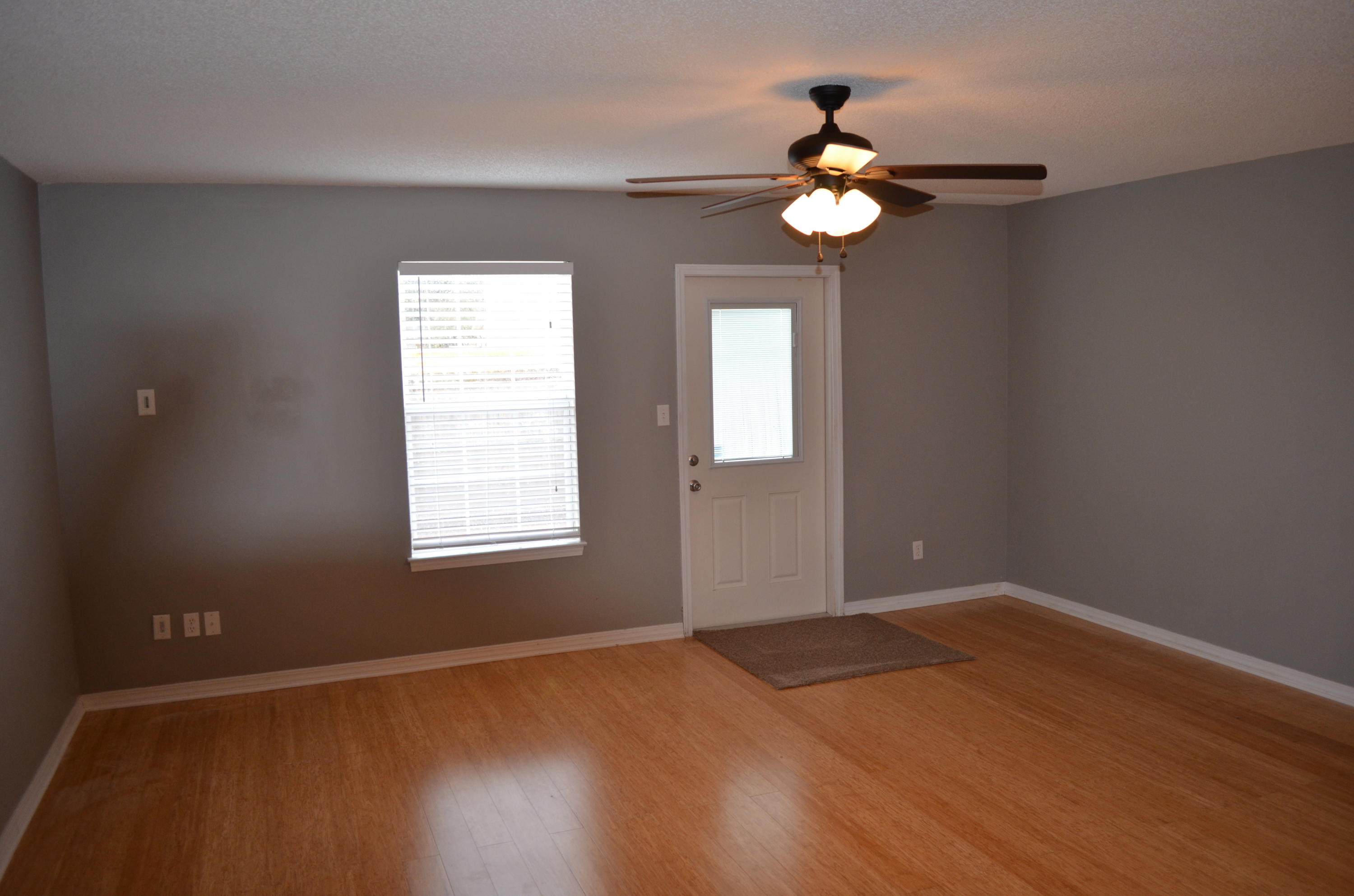 Houston Manor - Residential