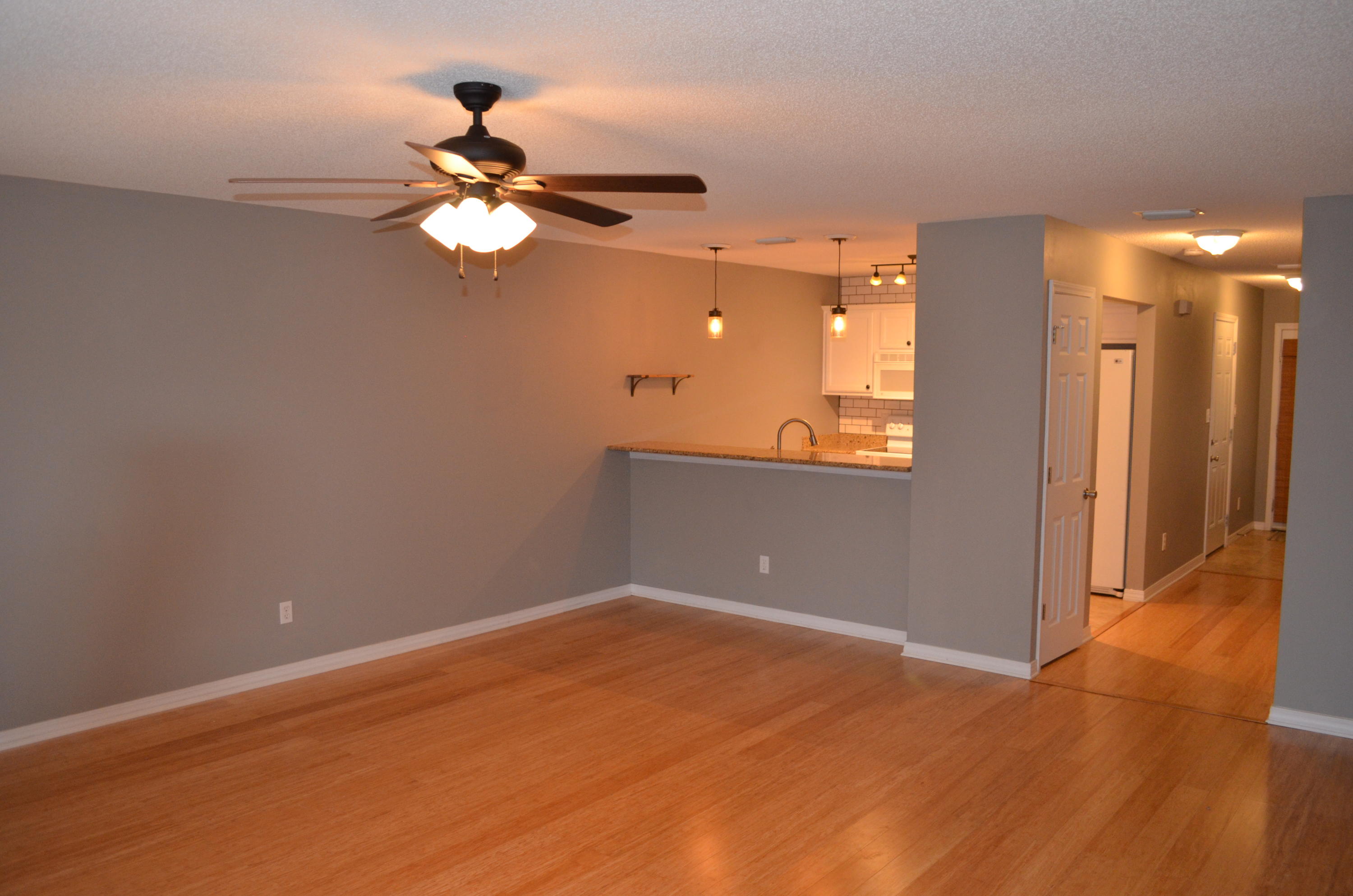 Houston Manor - Residential