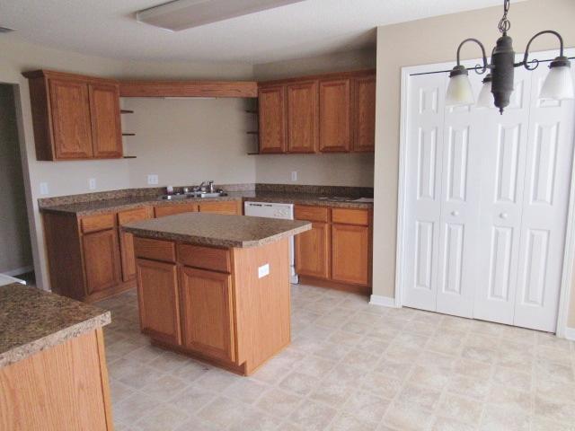 NORTHVIEW ESTATES 7TH ADDN - Residential