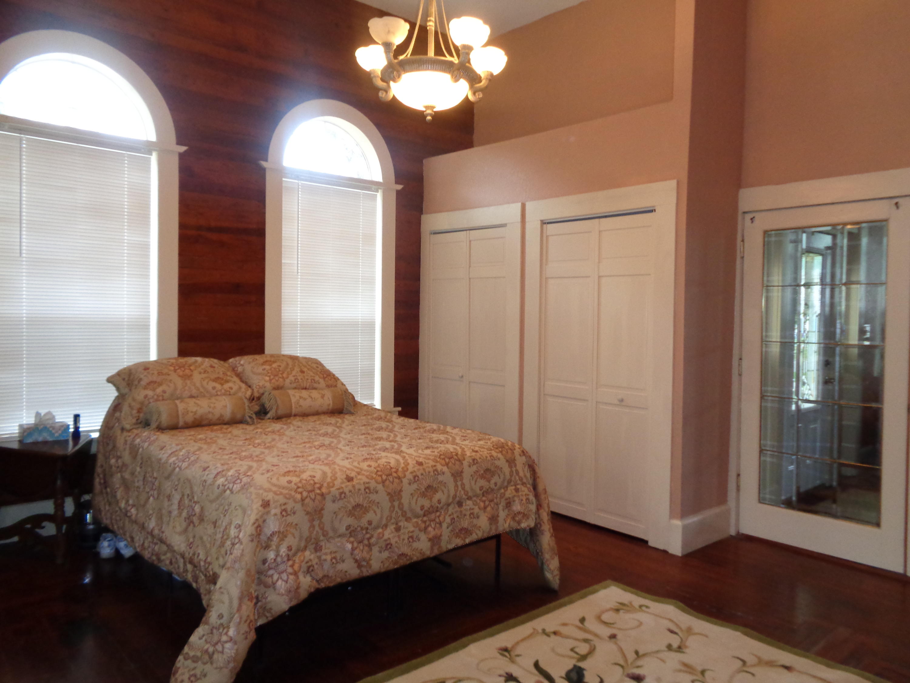 LOTS 17 & 18 BLK 18 HUGHES - Residential