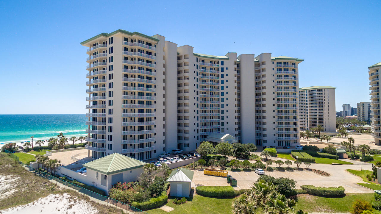 ST. THOMAS AT SILVER SHELLS - Residential